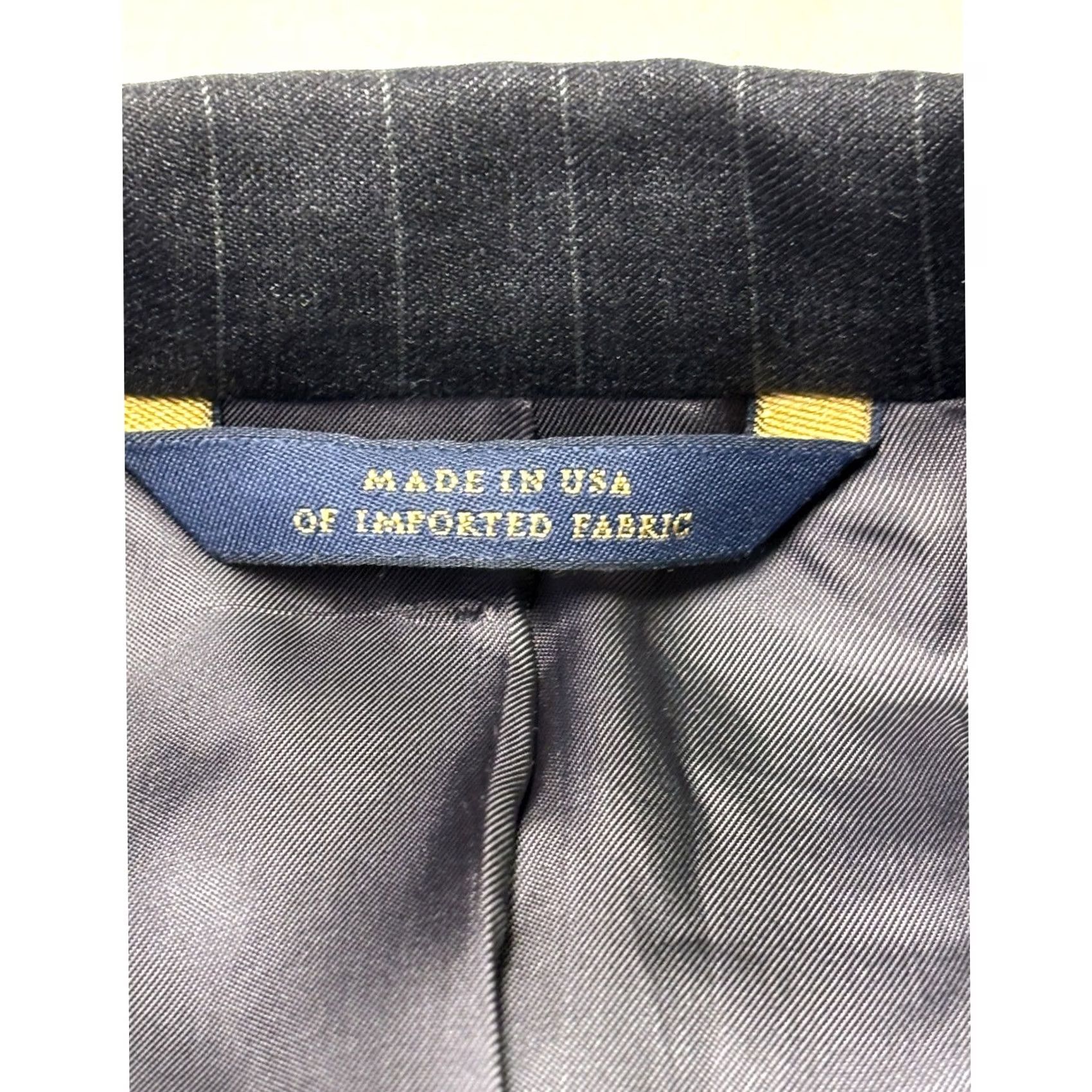 Brooks Brothers Brooks Brothers 1818 Madison Blazer Mens 46R Dark Gray Pinstripe Wool USA Size 46R - 4 Thumbnail