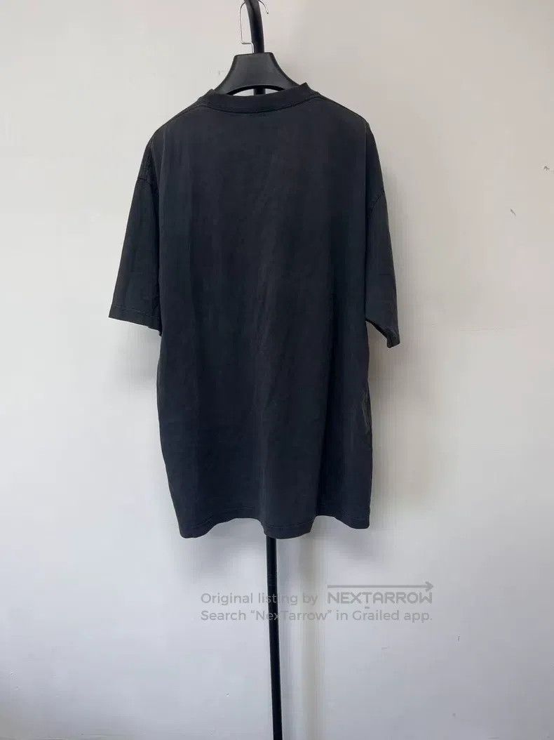 Balenciaga Balenciaga Batman Logo Letter Retro Distressed Short Sleev Size US S / EU 44-46 / 1 - 2 Thumbnail