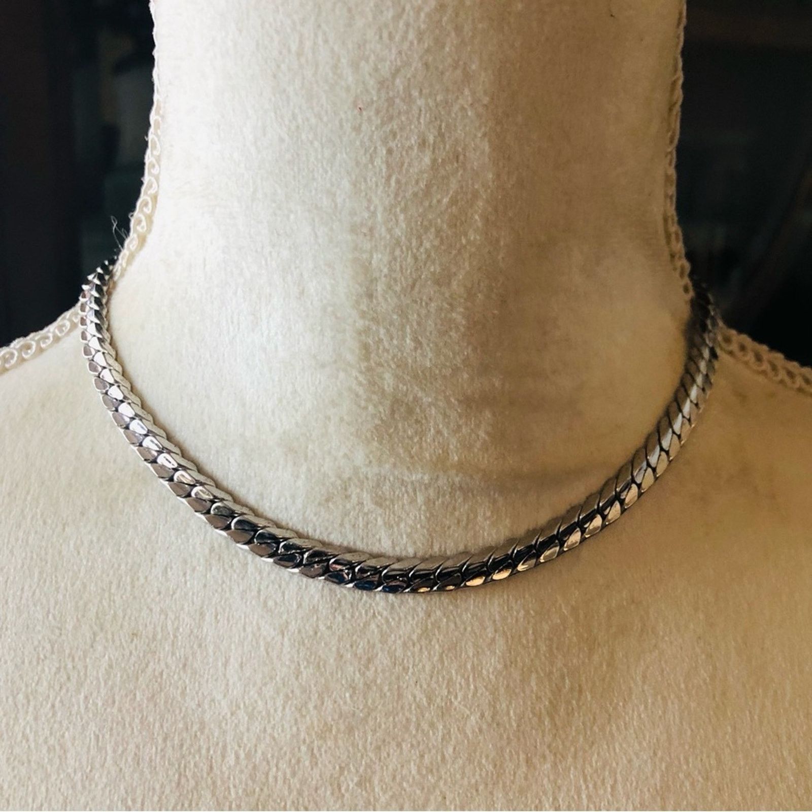 Vintage Vintage Coro silver plated braided chain necklace Size ONE SIZE - 2 Thumbnail