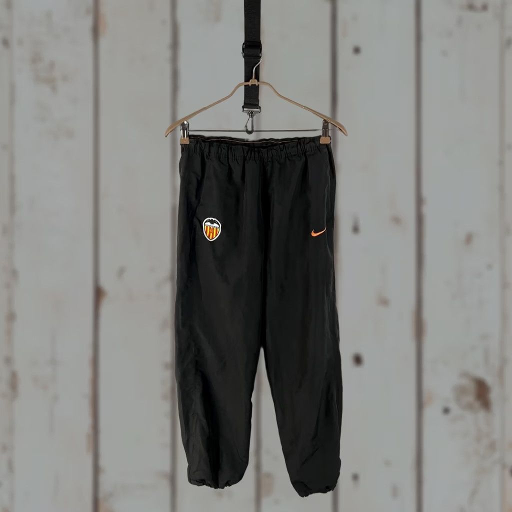 Nike Nike FC Valencia Pants Mens Size M Black Elastic Waist Polyester Track Trouser Size US 31 - 1 Thumbnail