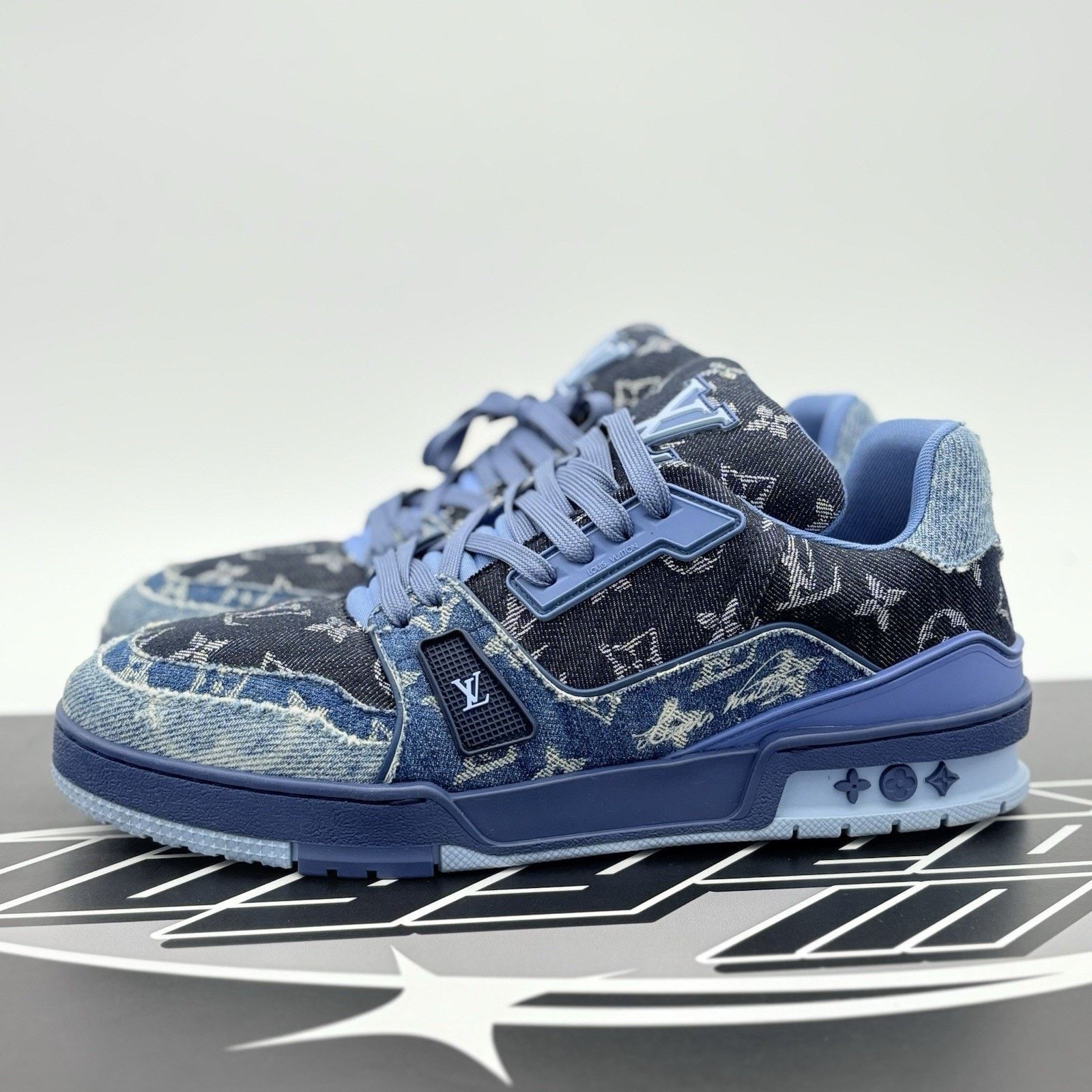 Louis Vuitton (9-9.5 US) Louis Vuitton Trainer ' Monogram Blue Denim ' Size US 9 / EU 42 - 1 Thumbnail