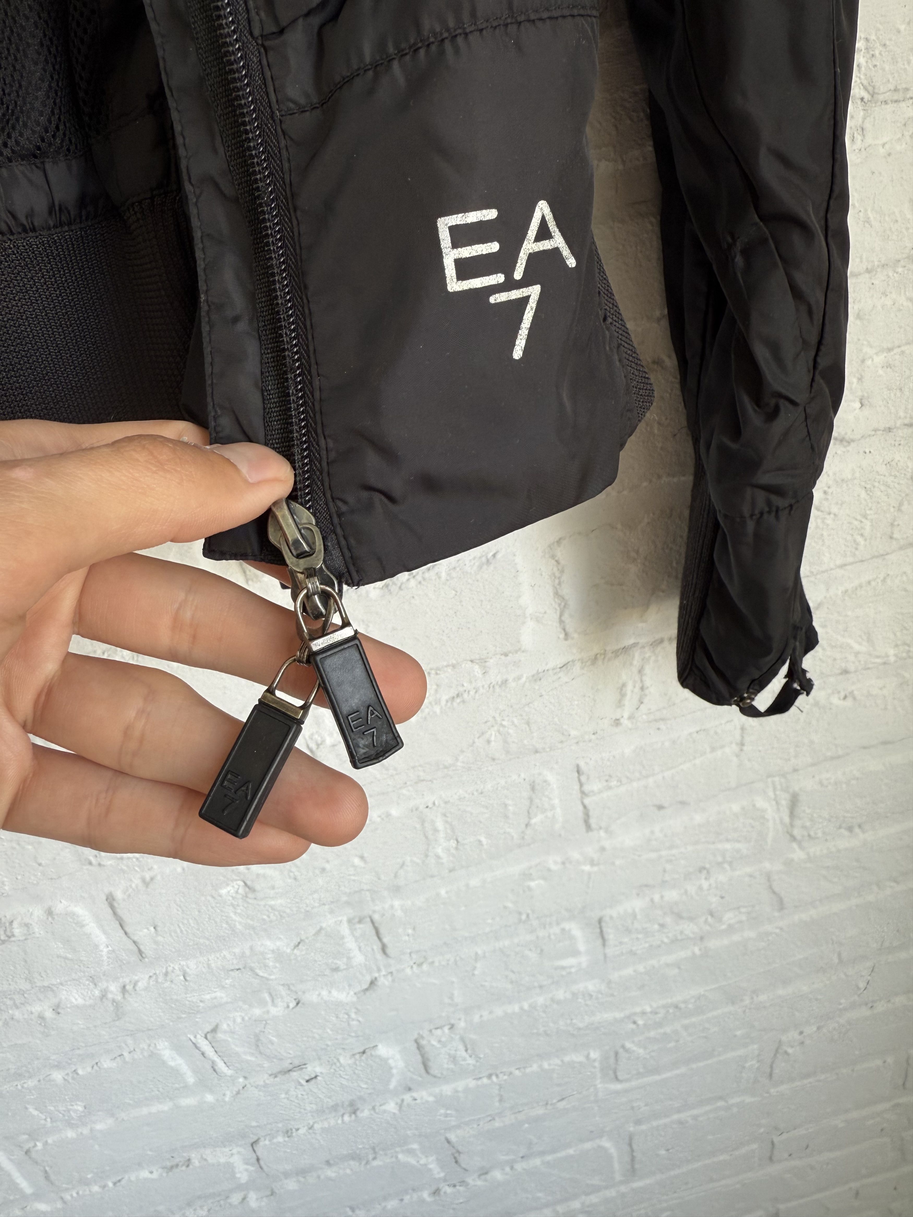 Emporio Armani × Vintage Vintage Emporio Armani EA7 multizip nylon jacket Size US XS / EU 42 / 0 - 7 Thumbnail