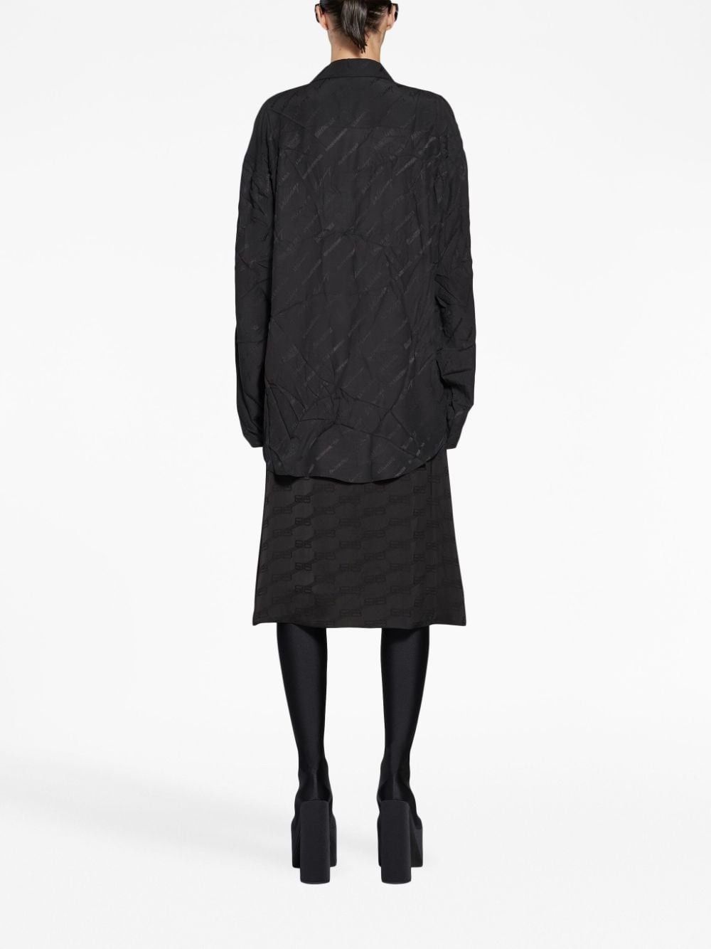 Balenciaga o1s1wg110625 Logomania All Over Minimal Shirt in Black Size M / US 6-8 / IT 42-44 - 4 Thumbnail