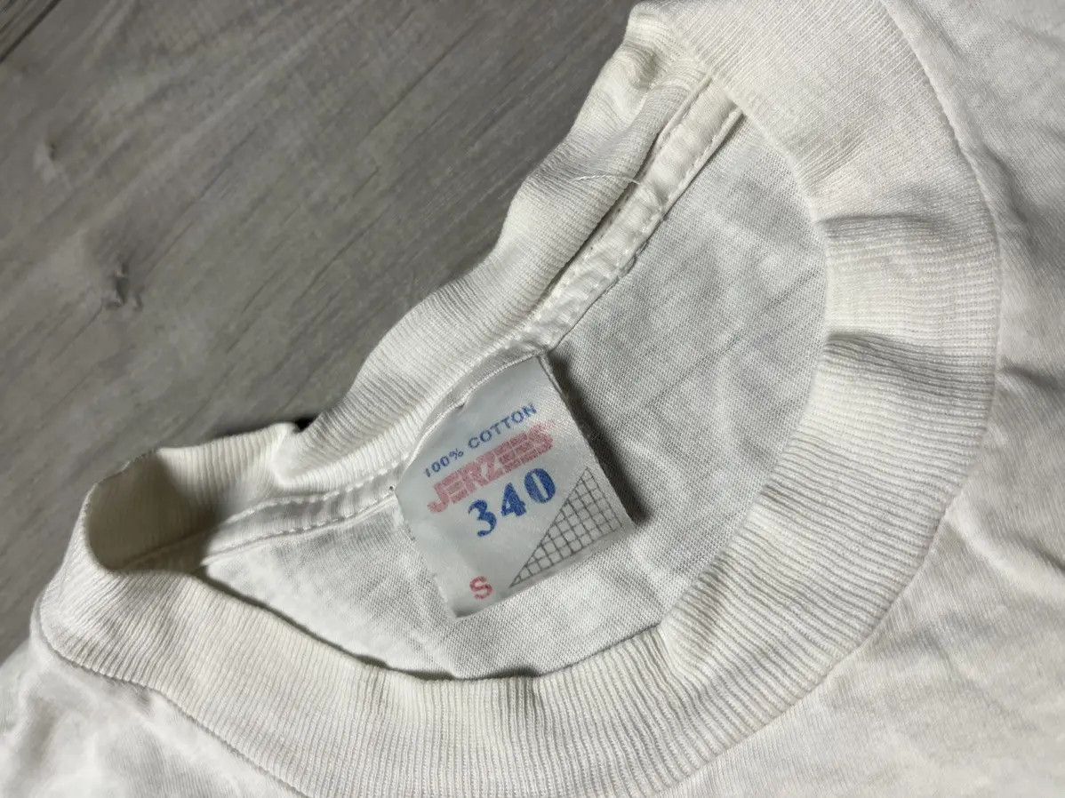 Other Vintage Art tshirt 1995 size Small Size US S / EU 44-46 / 1 - 5 Thumbnail