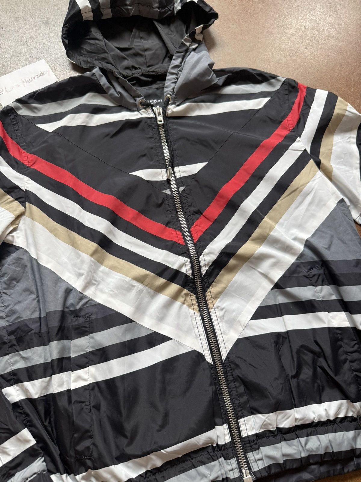 Givenchy Givenchy FW14 Chevron Print Nylon Hooded Parka Jacket Large Size US L / EU 52-54 / 3 - 3 Thumbnail