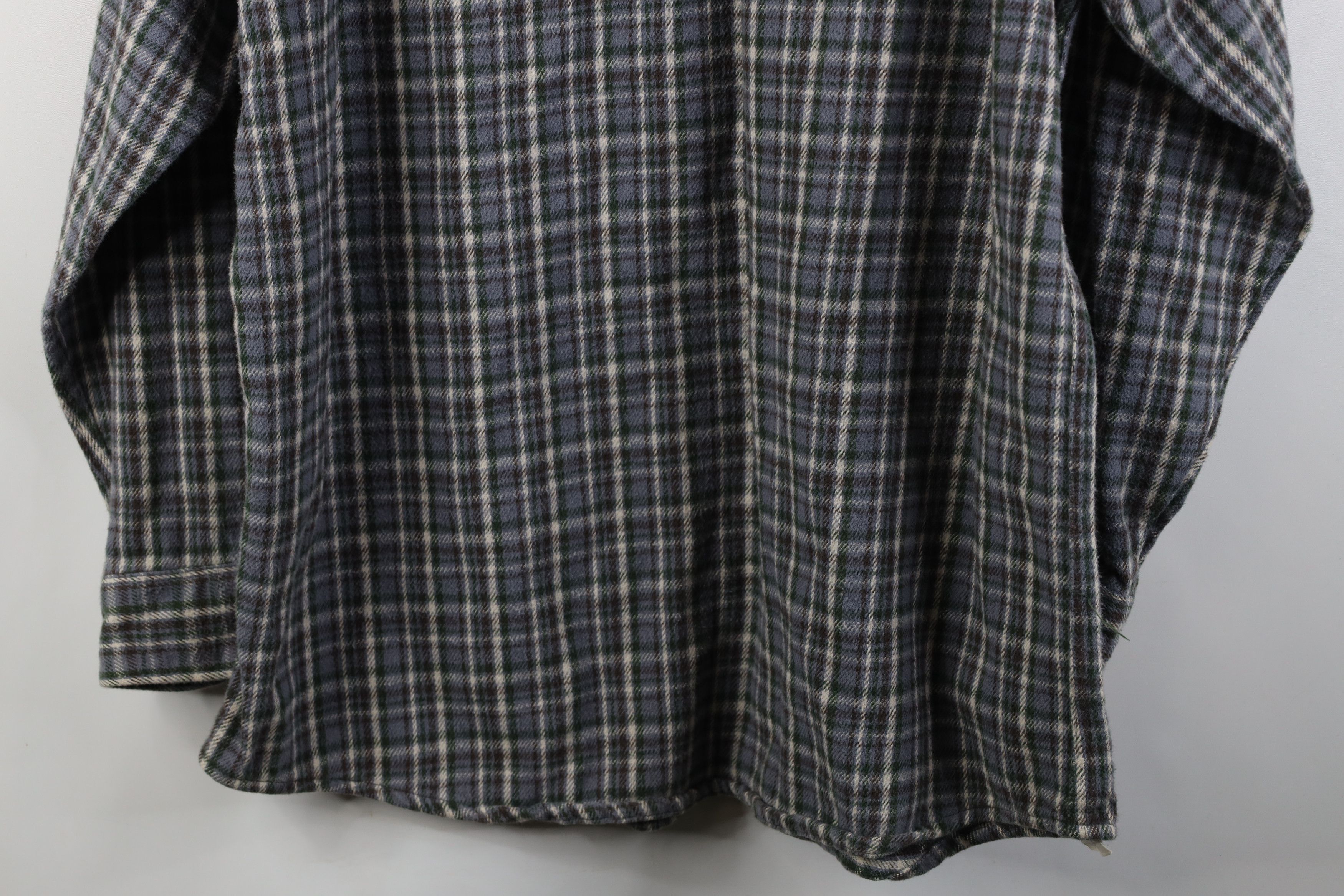 Vintage Vintage 90s Streetwear Heavyweight Button Shirt Plaid Size US XL / EU 56 / 4 - 11 Thumbnail