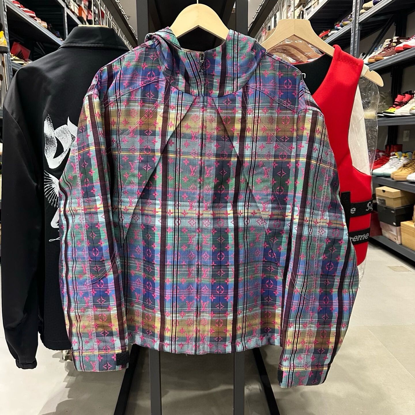 Louis Vuitton louis vuitton ss21 plaid parka jacket Size US L / EU 52-54 / 3 - 1 Thumbnail