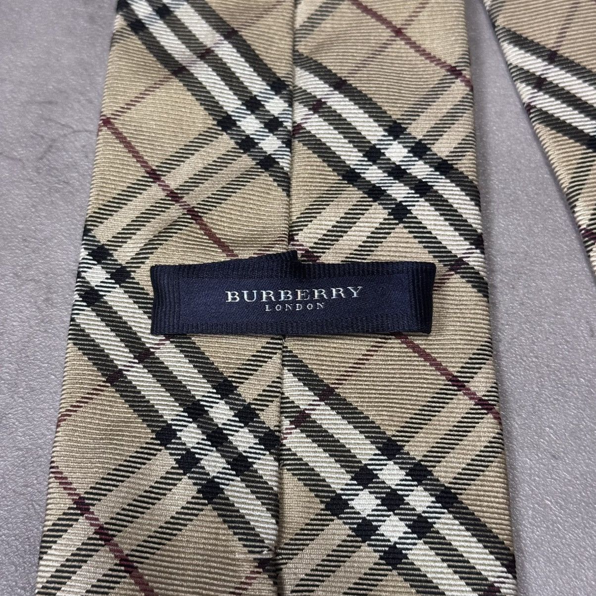Burberry Burberry London Men's Classic Pattern Neck Tie Silk Size ONE SIZE - 4 Thumbnail