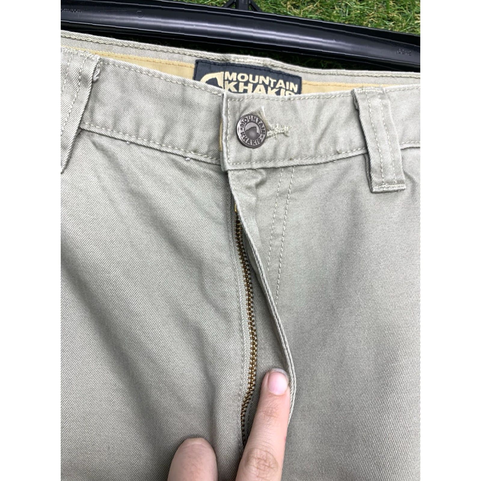 Mountain Khakis Mountain Khaki Pants Mens 36x30 Tan Cargo Outdoor Hiking Camping Slacks Work Size US 36 / EU 52 - 4 Thumbnail