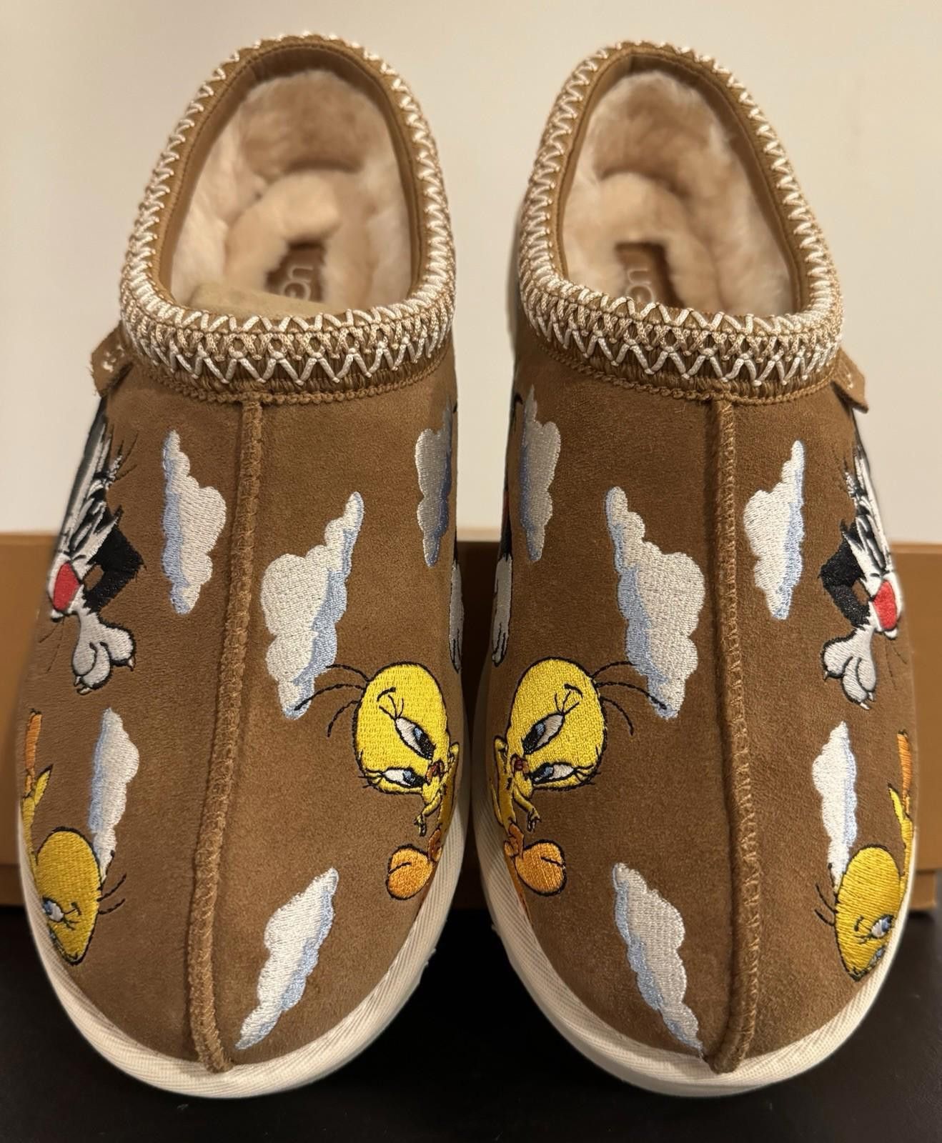 Palace Palace Ugg Looney Tunes Tasman Slipper Chestnut Size 9 New Size US 10 / EU 43 - 4 Thumbnail