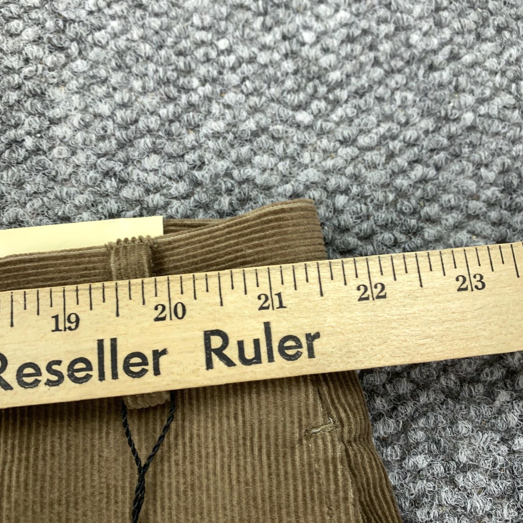 Ralph Lauren Lauren Ralph Lauren Pants Mens 43x33 Light Olive Corduroy Flat Front 100% Cotton Brown Dress Pants Mens Regular Inseam 33in Waist 43in Vintage No Size US 42 / EU 58 - 7 Thumbnail