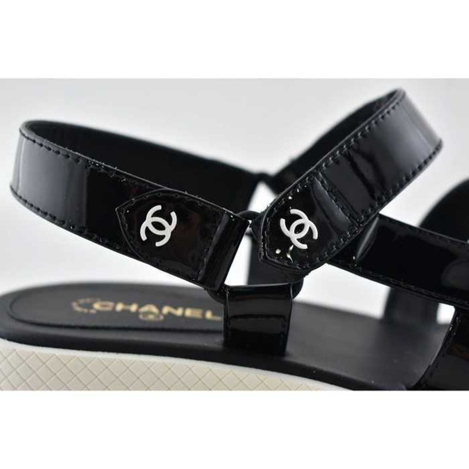Chanel Chanel 20C Black Patent White CC Logo Mule Slide Strap Size US 10.5 / IT 40.5 - 3 Thumbnail