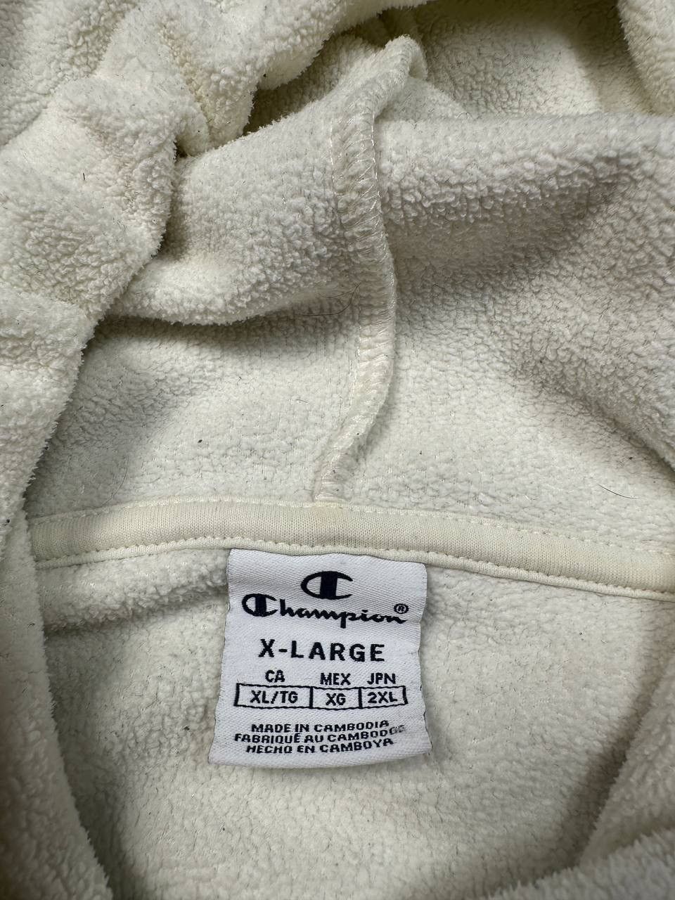 Champion Vintage Champion White Fleece Hoodie, Size XL – Cozy & Class Size US XL / EU 56 / 4 - 4 Thumbnail