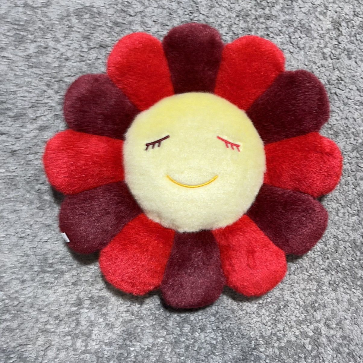Takashi Murakami Takashi Murakami 30cm red flower cushion pillow Size ONE SIZE - 2 Thumbnail