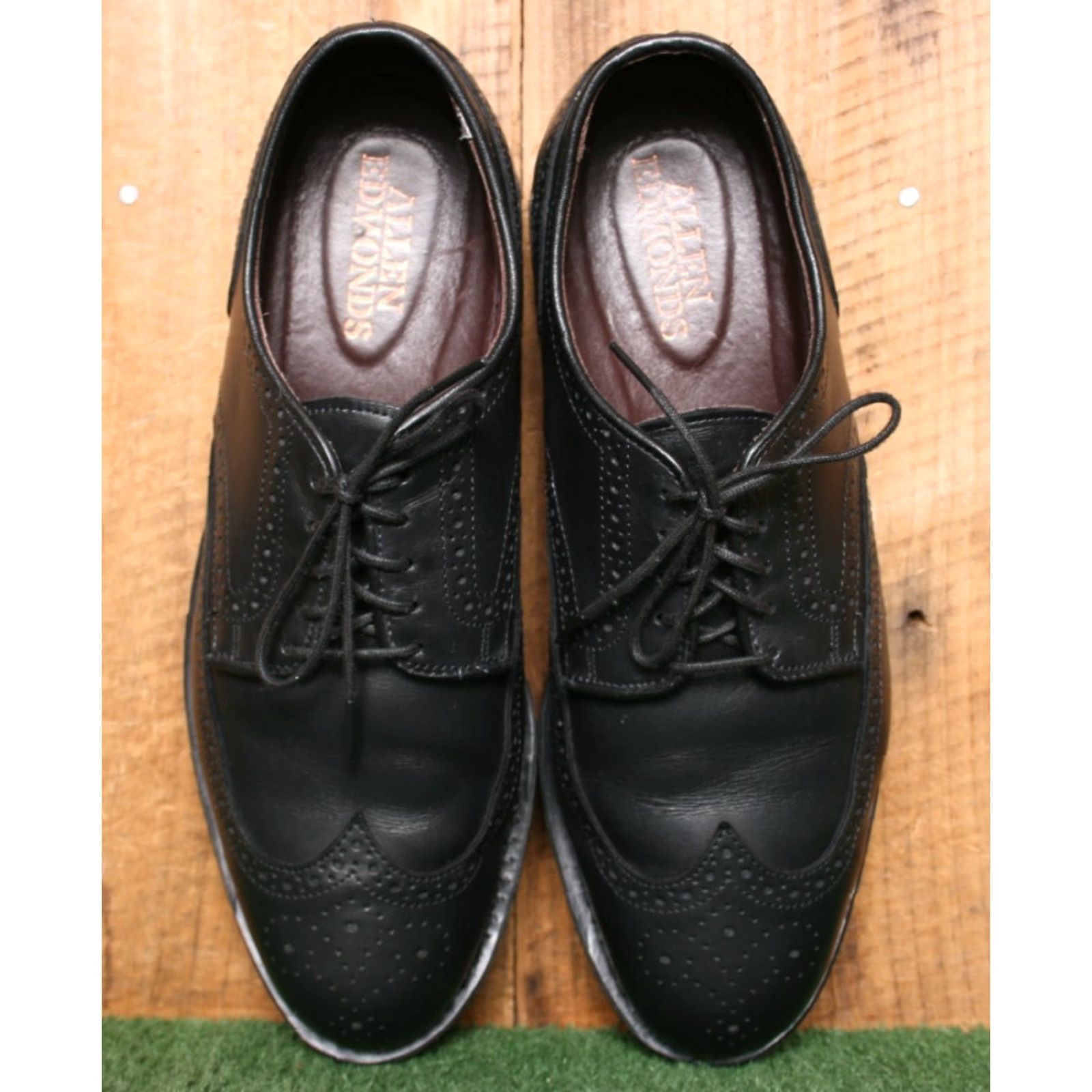 Allen Edmonds VINTAGE ALLEN EDMONDS Black Leather Feather Welt Wingtips w/Traveler Insoles Sz. 9.5 D Derby Dress Shoes Mens Size US 10 / EU 43 - 4 Thumbnail