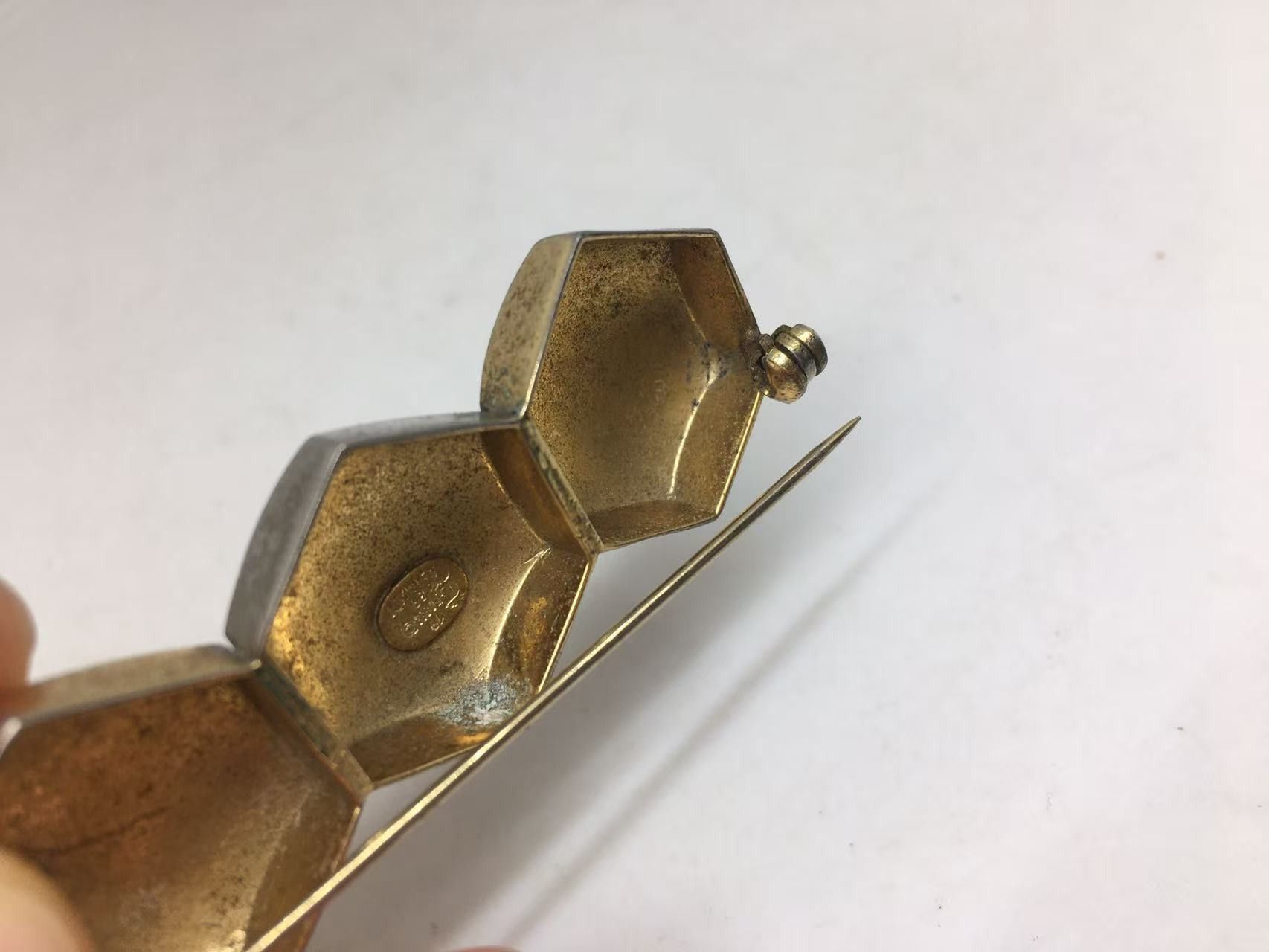 Vintage GROSSE GERMANY c. 1969 TRIPLE HONEYCOMB BROOCH AVANT GARDE Size ONE SIZE - 3 Thumbnail