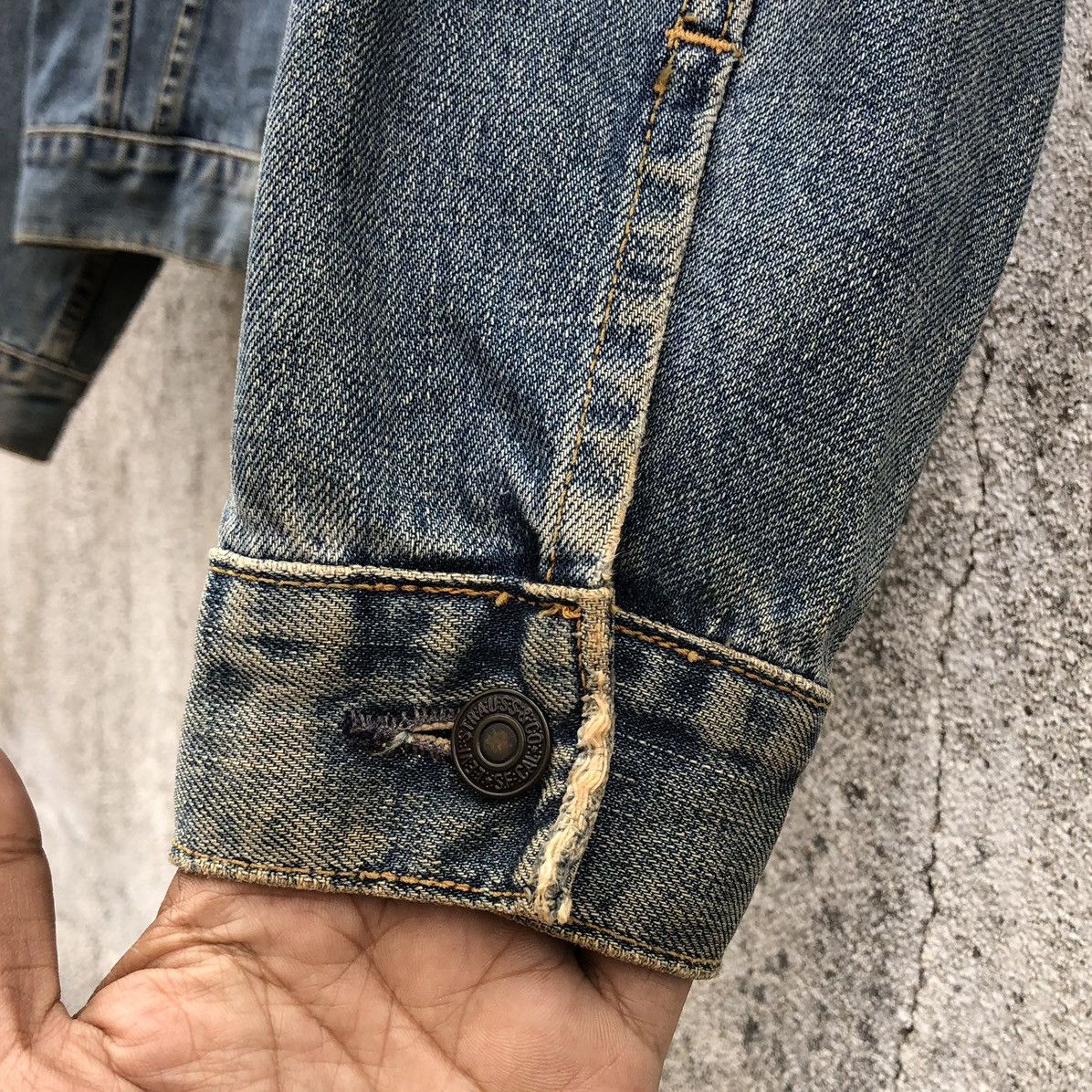 Levi's Vintage Clothing Vintage Levis Trucker Denim Jacket Size US L / EU 52-54 / 3 - 7 Thumbnail