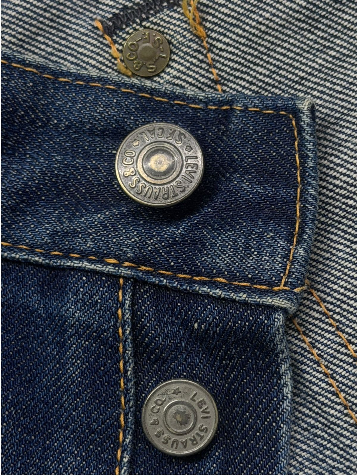 Levi's Vintage Clothing Vintage 00s Levi’s 501-XX Big E Buckle Back Selvedge Japan Size US 30 / EU 46 - 13 Thumbnail