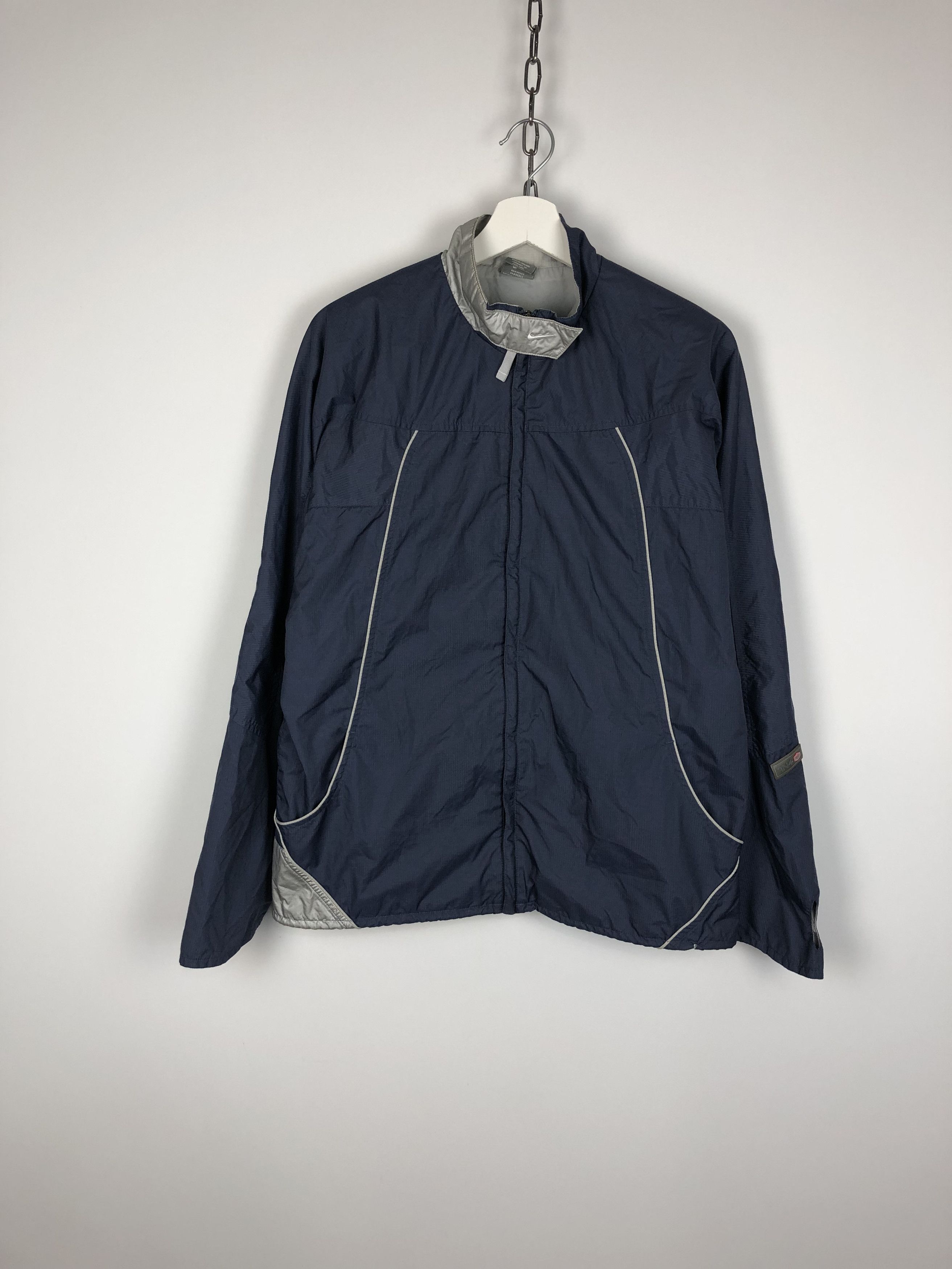 Nike Nike Vintage Y2K Jacket Zip Swoosh Logo Nylon size S Size US S / EU 44-46 / 1 - 1 Thumbnail