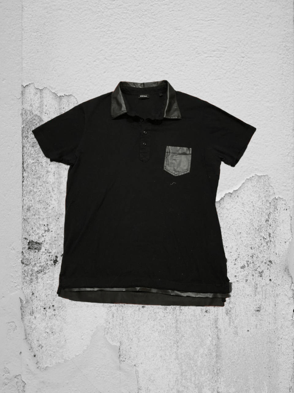 Diesel Vintage Polo Diesel Y2K T-shirt with a pocket on the chest Size US L / EU 52-54 / 3 - 1 Thumbnail