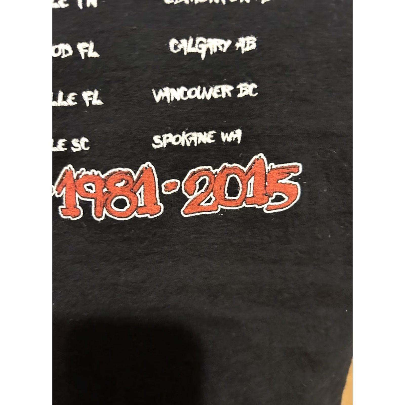 Doublet Motley Crue Shirt Men Small Black Short Sleeve Double Sided The Final Tour 2015 Size US S / EU 44-46 / 1 - 6 Thumbnail