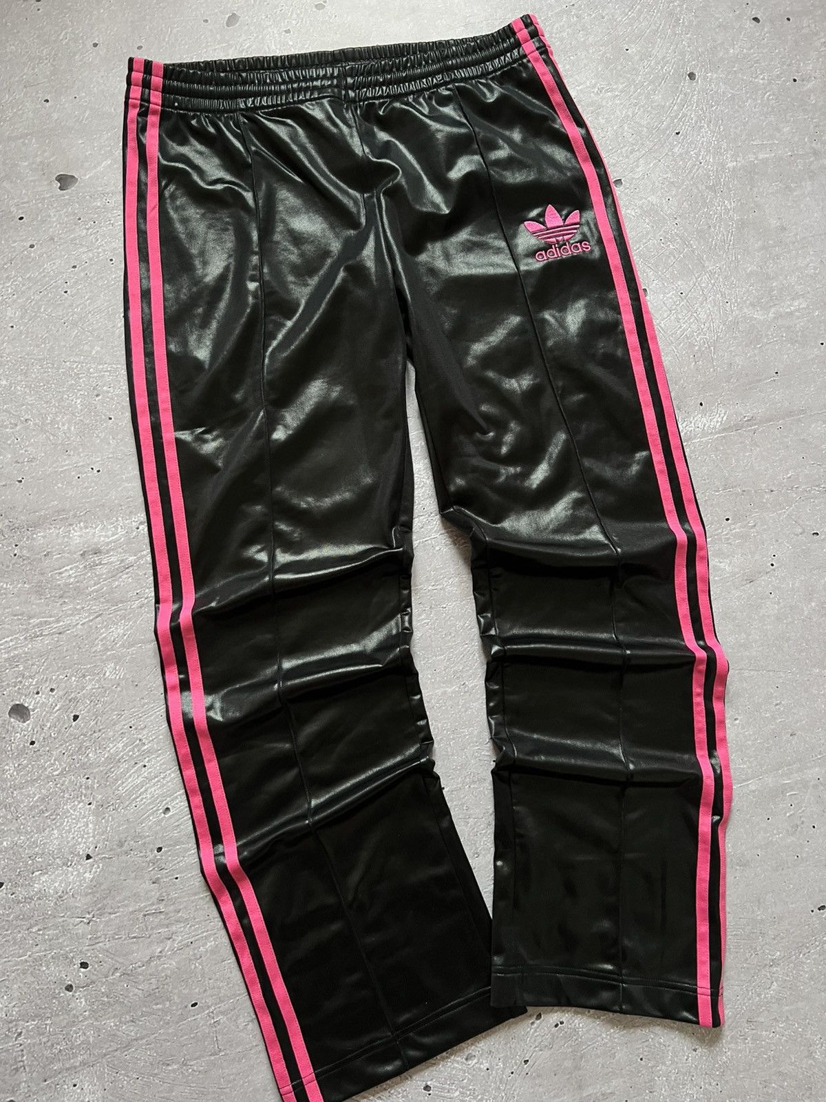 Adidas Adidas Black Pink Shiny Tracksuit Pants Size 38 Women Size 28" / US 6 / IT 42 - 1 Thumbnail