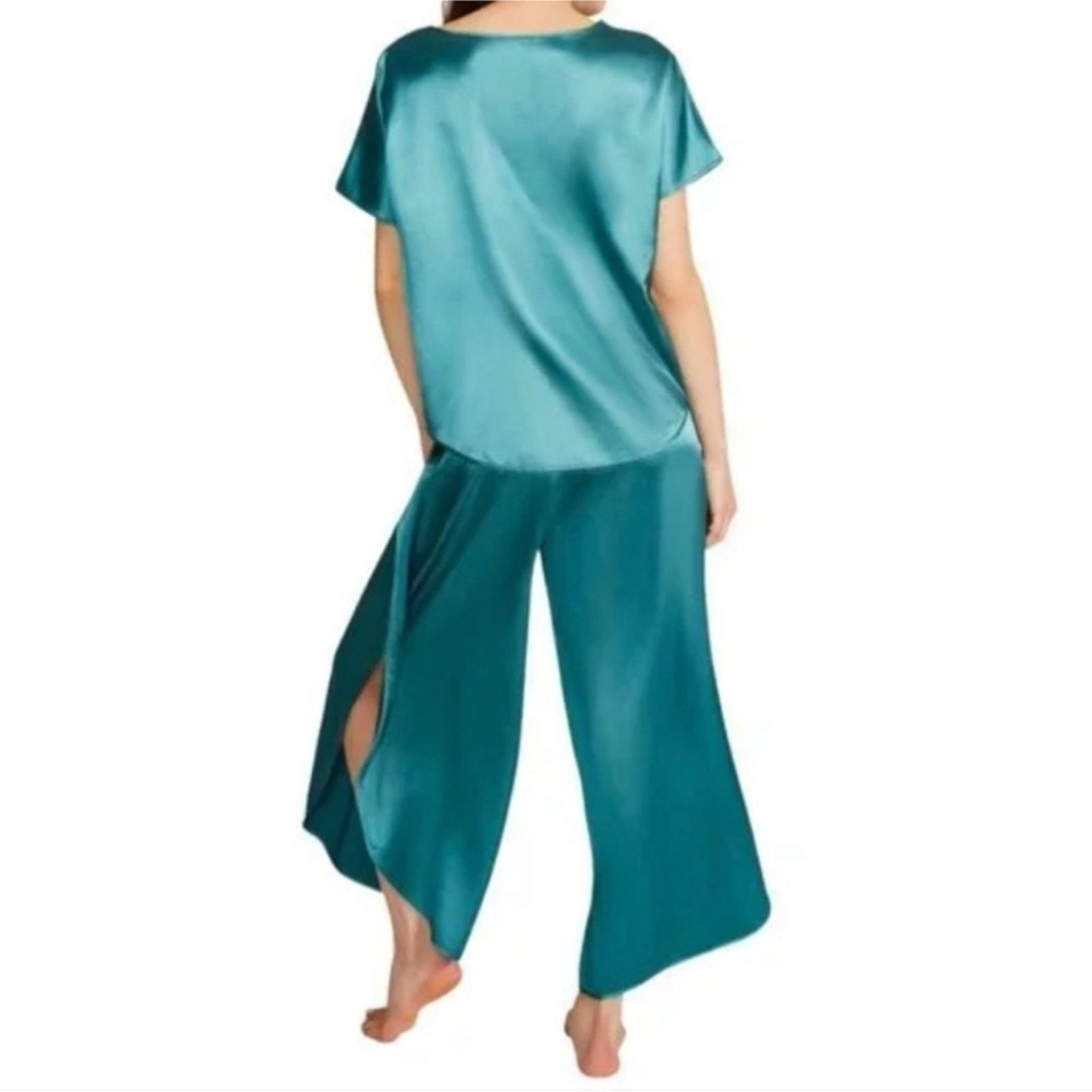 BB Dakota BB Dakota Women's Satin 2-Piece Short Sleeve Pant Lounge Size 32" / US 10 / IT 46 - 2 Thumbnail