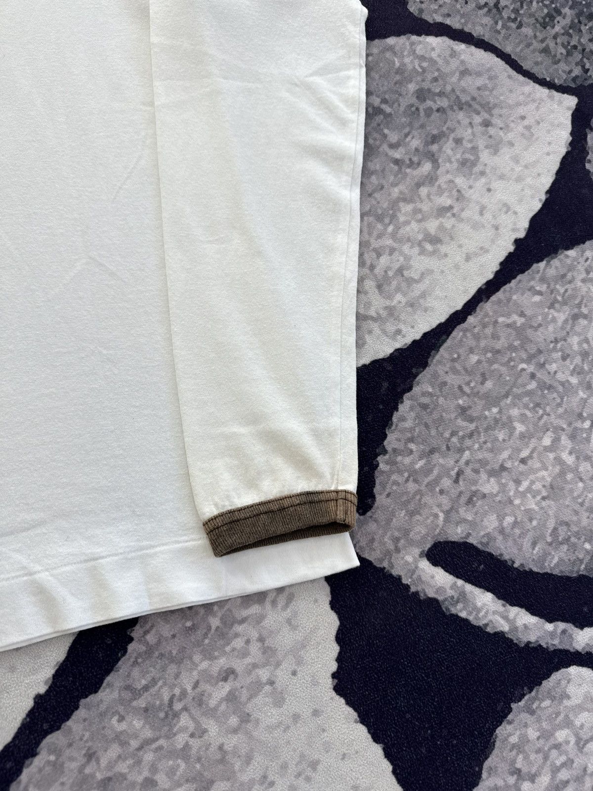 Bape × Kaws Vintage OG 2006 BAPE x KAWS Bendy L/S Shirt Size US S / EU 44-46 / 1 - 18 Thumbnail