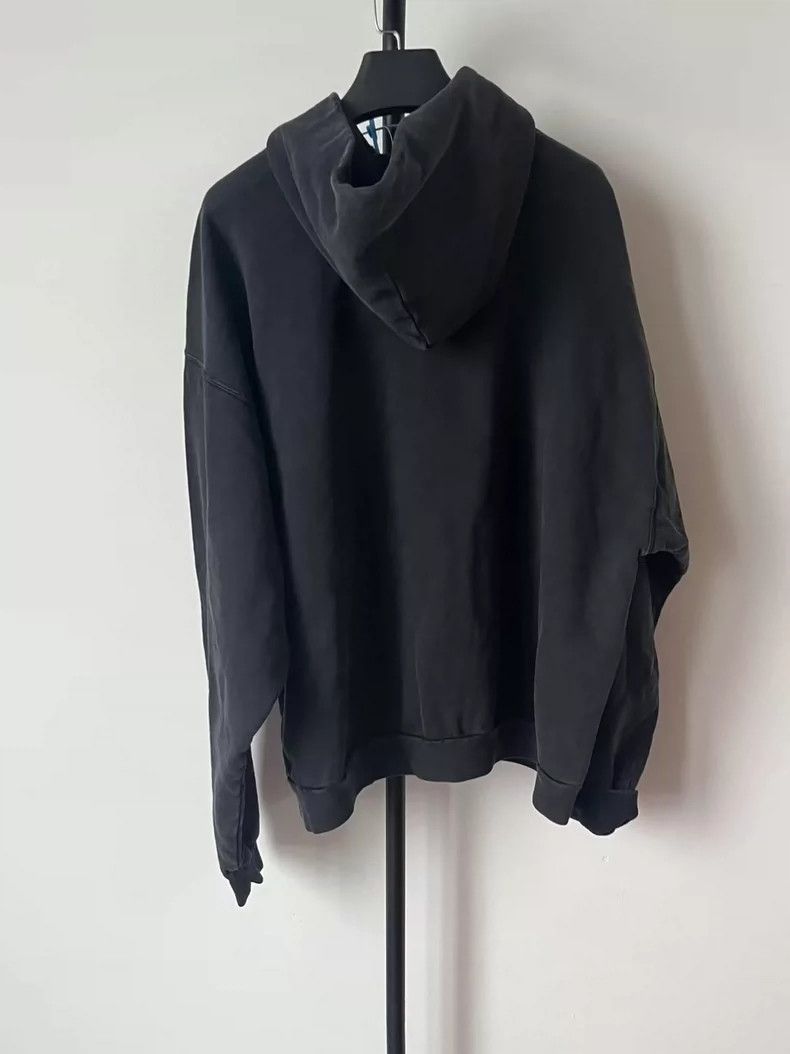 Balenciaga Balenciaga SS23 Letter Printed Casual Hooded Sweatshirt Lo Size US S / EU 44-46 / 1 - 2 Thumbnail