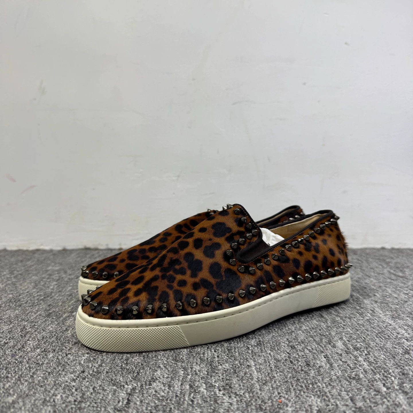 Christian Louboutin Christian Louboutin Horsehair Riveted Skate Sneaker 40 Size US 7 / EU 40 - 1 Thumbnail