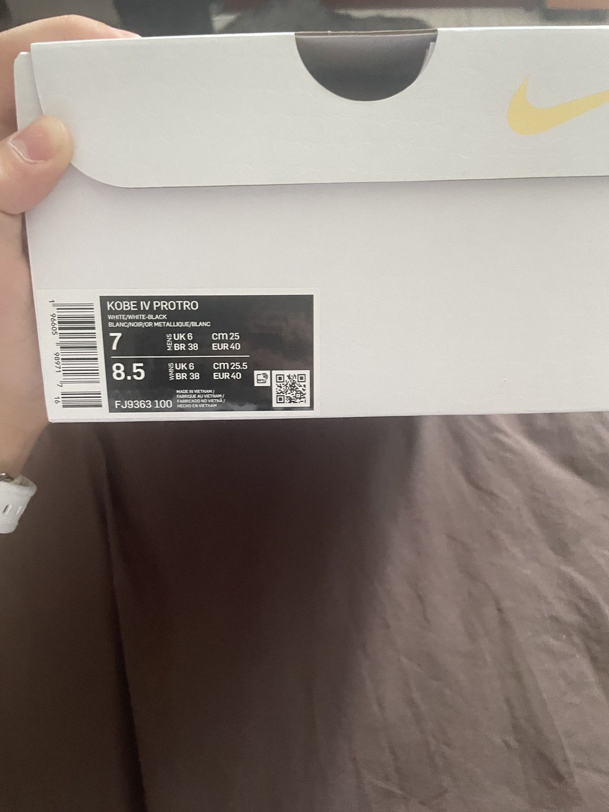 Jordan Brand × Nike Brand new Kobe 4 IV mambacita gigi Size US 7 / EU 40 - 9 Thumbnail