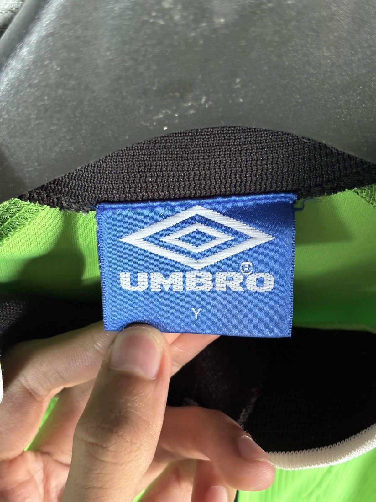 Umbro Vintage Manchester United 98/99 Goalkeeper Jersey RARE ❗️ Size US M / EU 48-50 / 2 - 4 Thumbnail