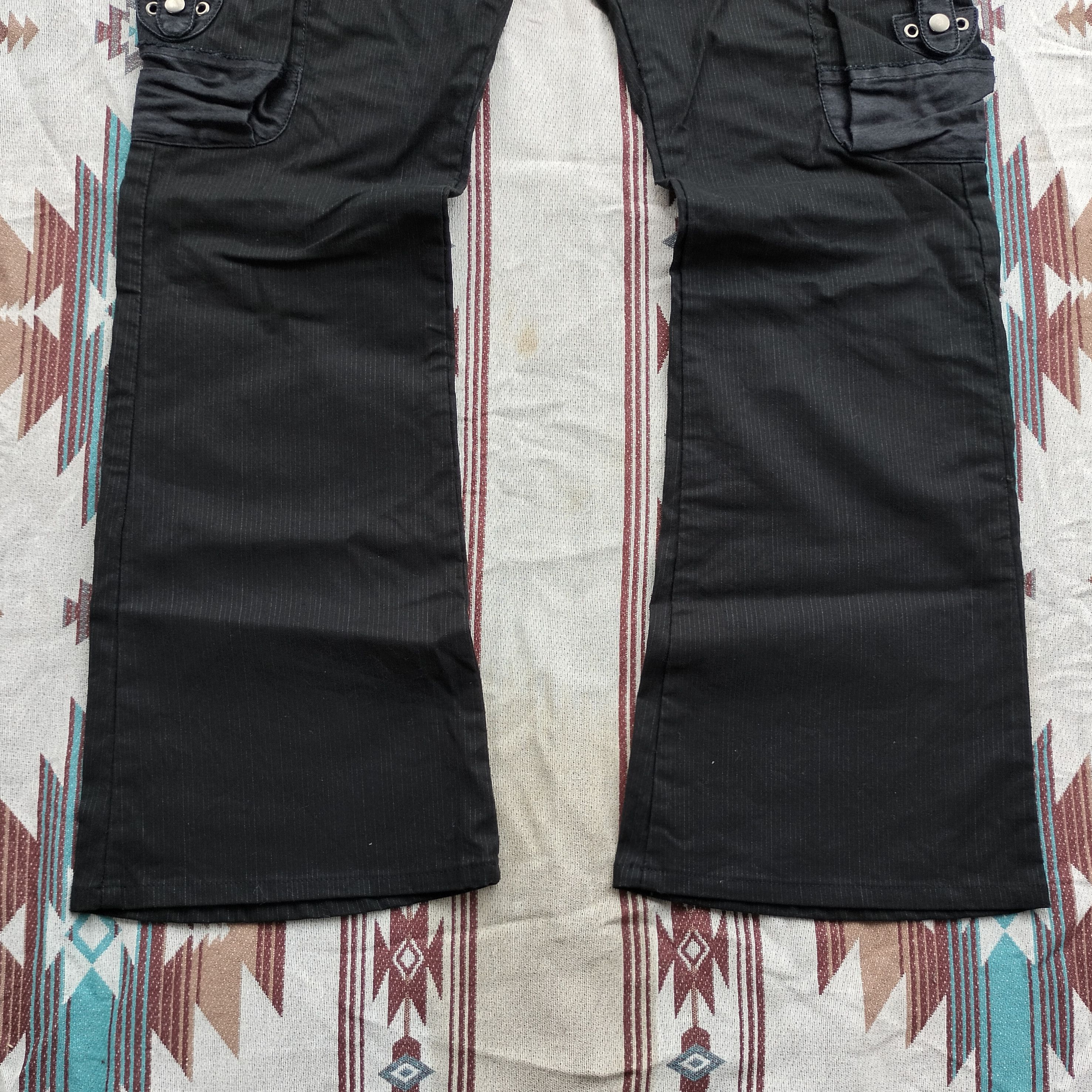 Tornado Mart Difference japan black flare cargo pants Size US 31 - 4 Thumbnail