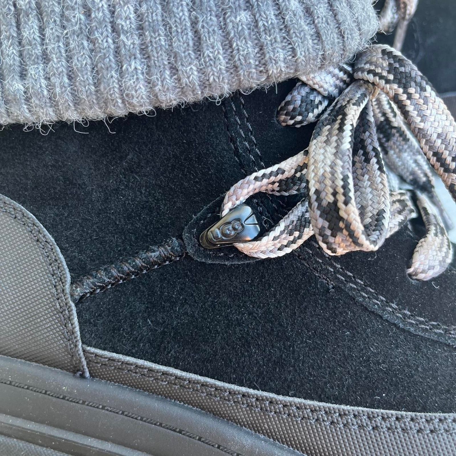 Ugg Ugg Ashton Hiker Boot’s Size US 7.5 / IT 37.5 - 3 Thumbnail