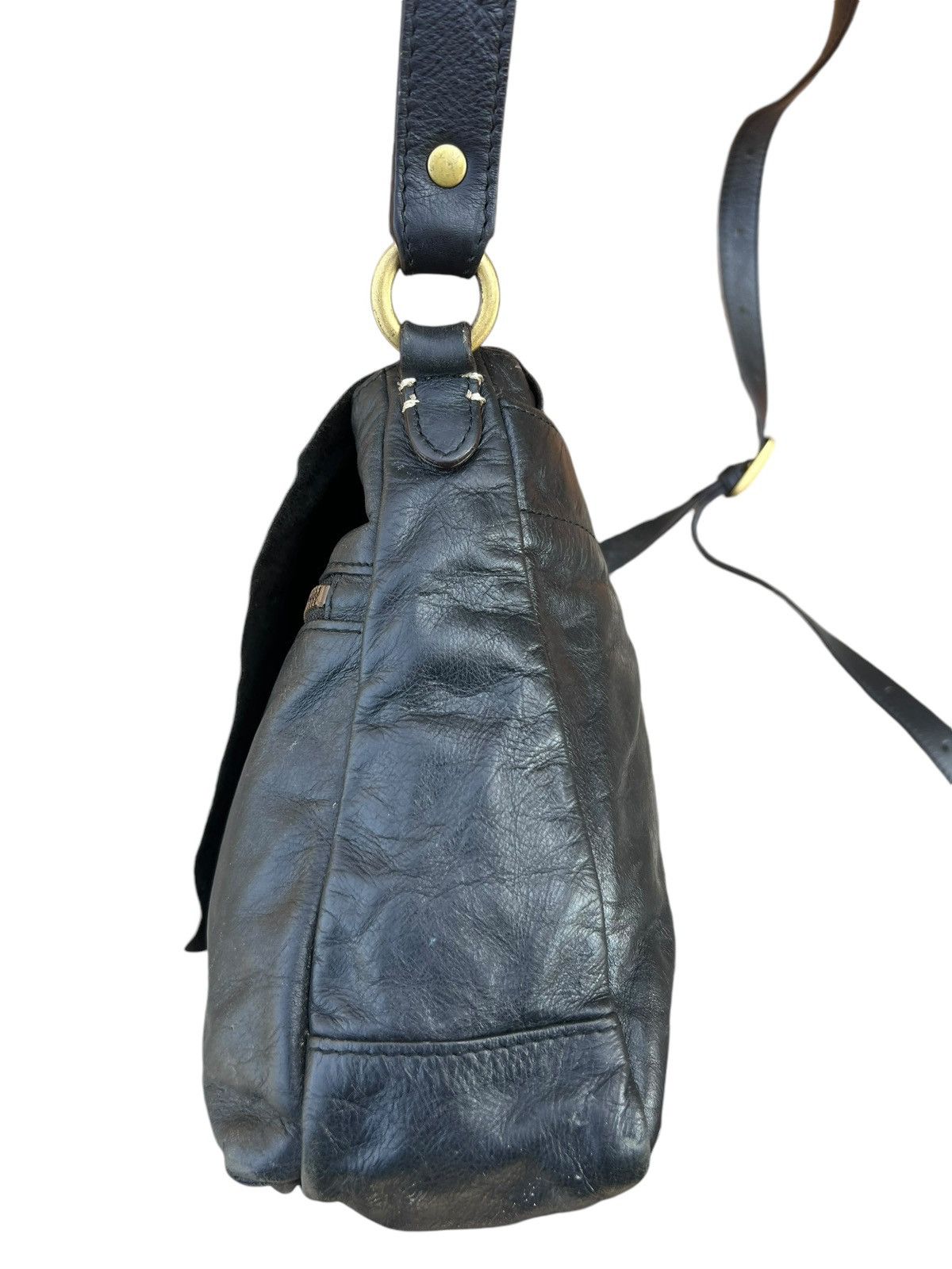 Leather Vintage L.P.P. Japan Patina Black Leather Messenger Bag Size ONE SIZE - 12 Thumbnail
