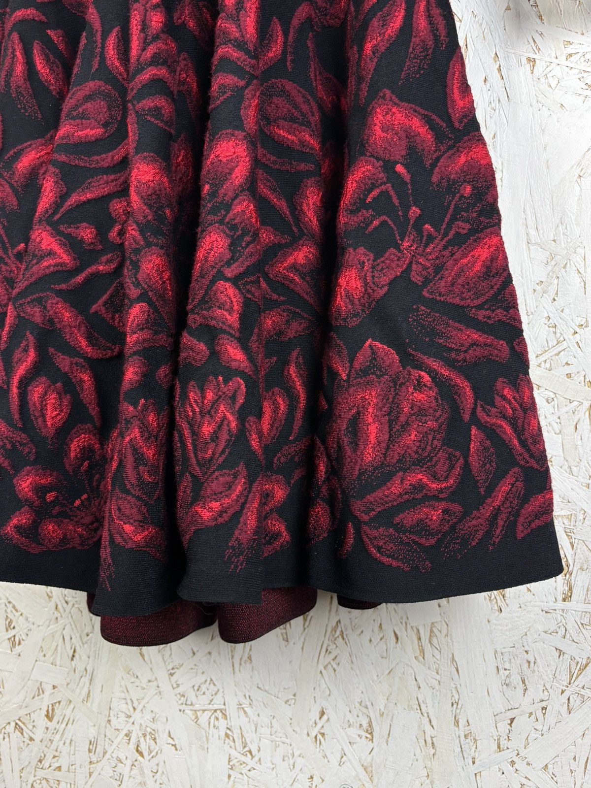Alexander McQueen Alexander Mcqueen Floral Print Flare Mini Dress XS Size XS / US 0-2 / IT 36-38 - 7 Thumbnail