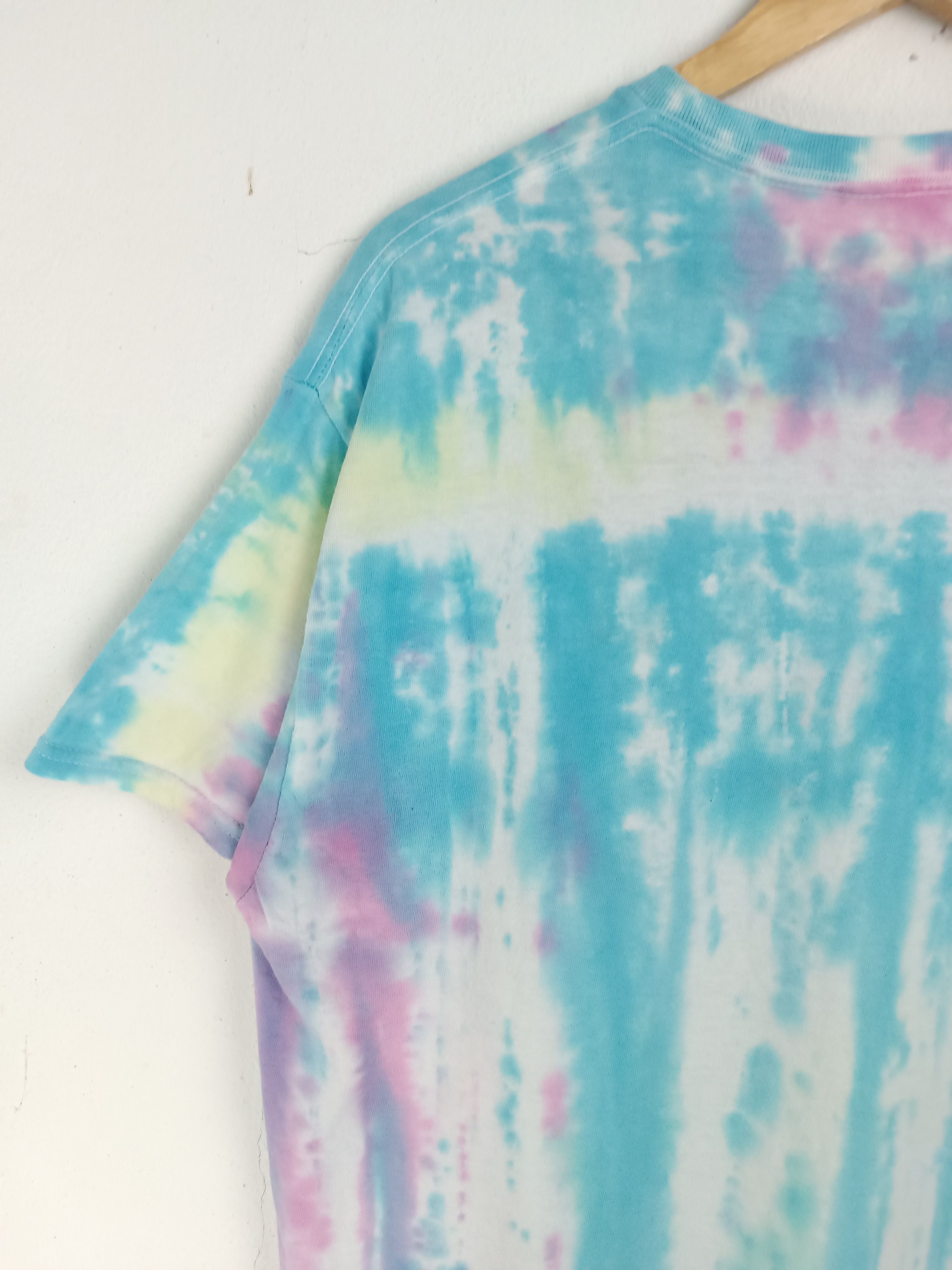 Band Tees VINTAGE BRING ME THE HORIZON TIE DYE TS architects dillinger Size US L / EU 52-54 / 3 - 11 Thumbnail