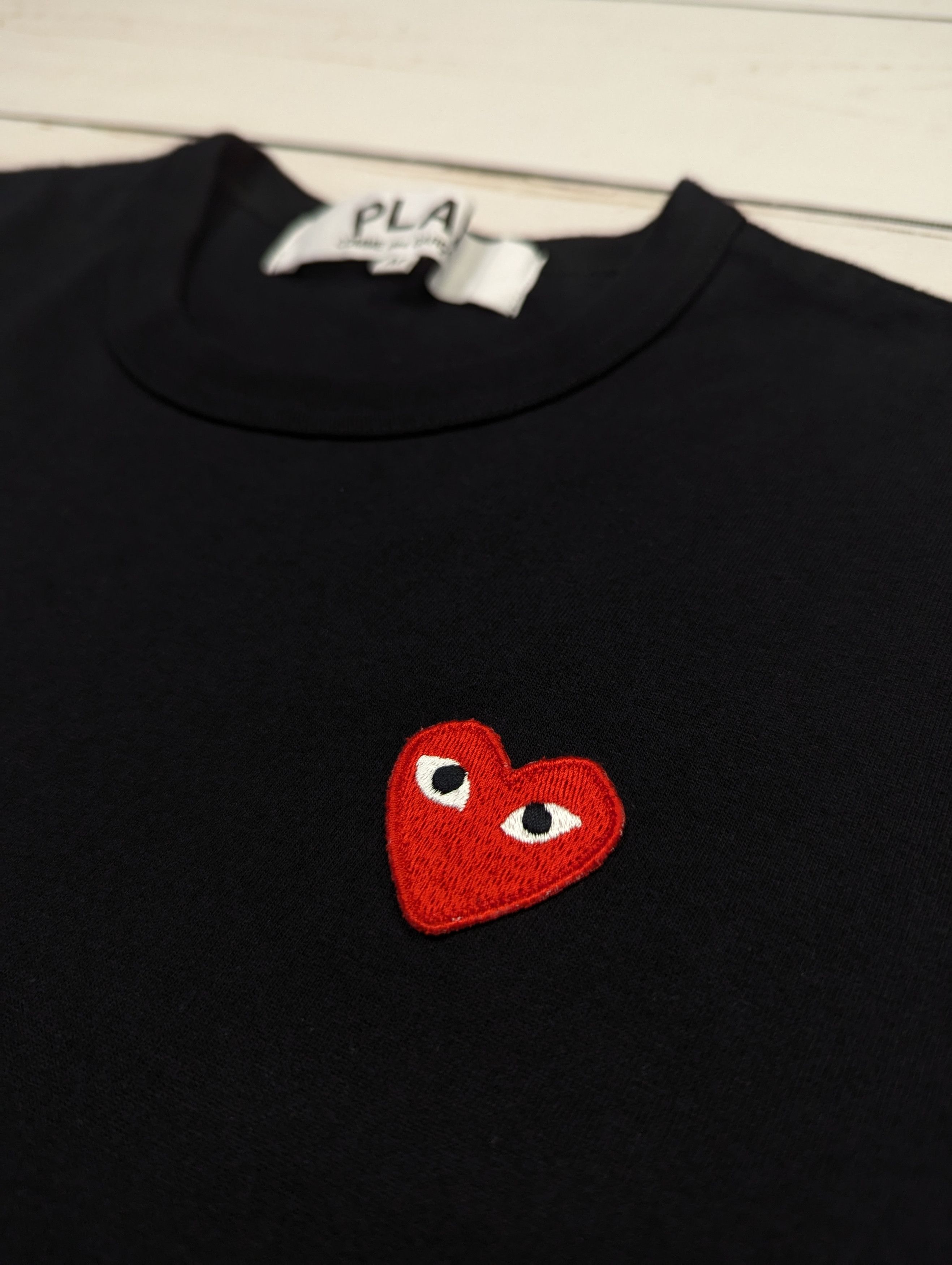 Comme des Garcons PLAY Comme Des Garcons Play black t-shirt AZ-T108 Size US M / EU 48-50 / 2 - 6 Thumbnail