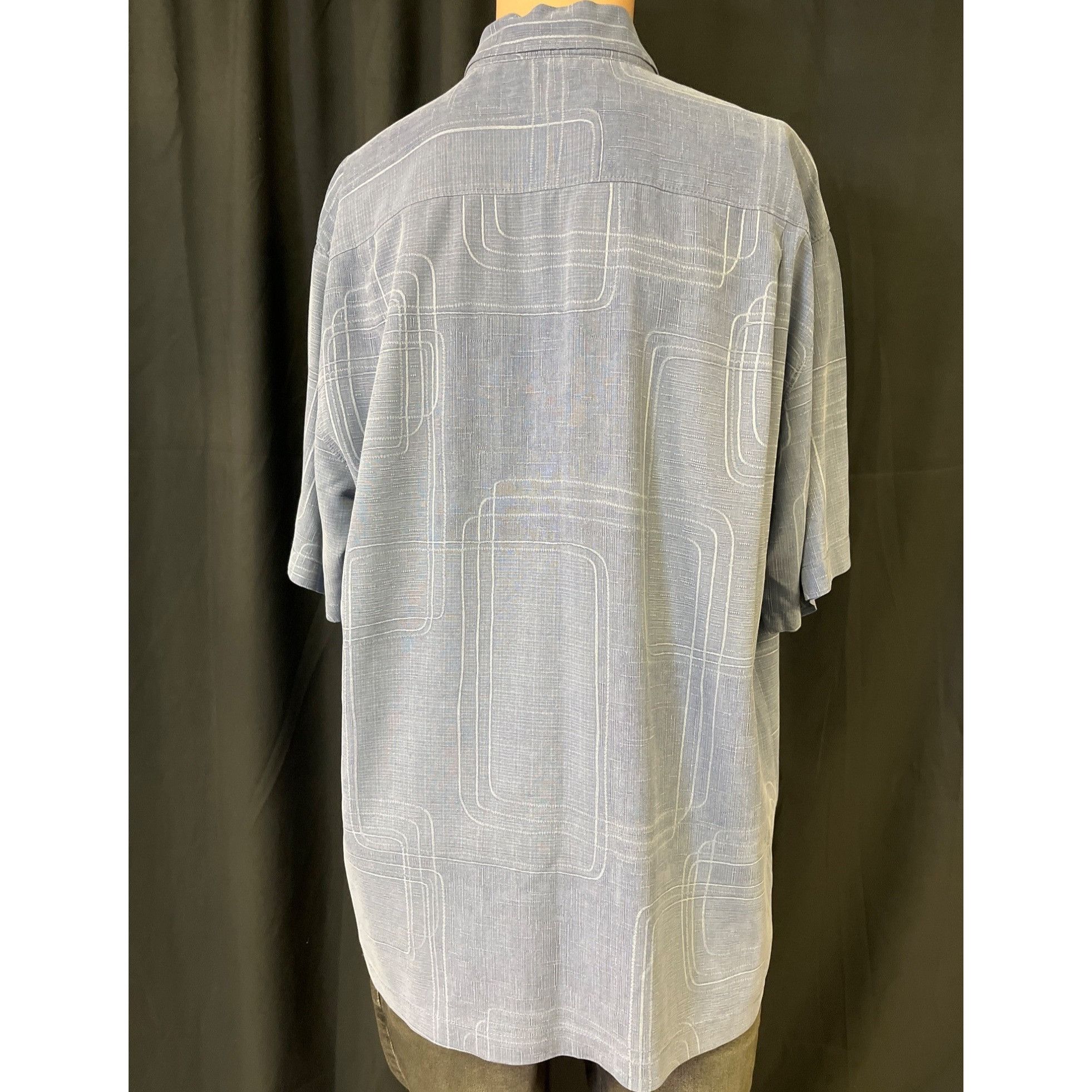 Tommy Bahama Tommy Bahama Men's Blue Silk Shirt/Button Up Sz L SKU 4443 Size US L / EU 52-54 / 3 - 3 Thumbnail