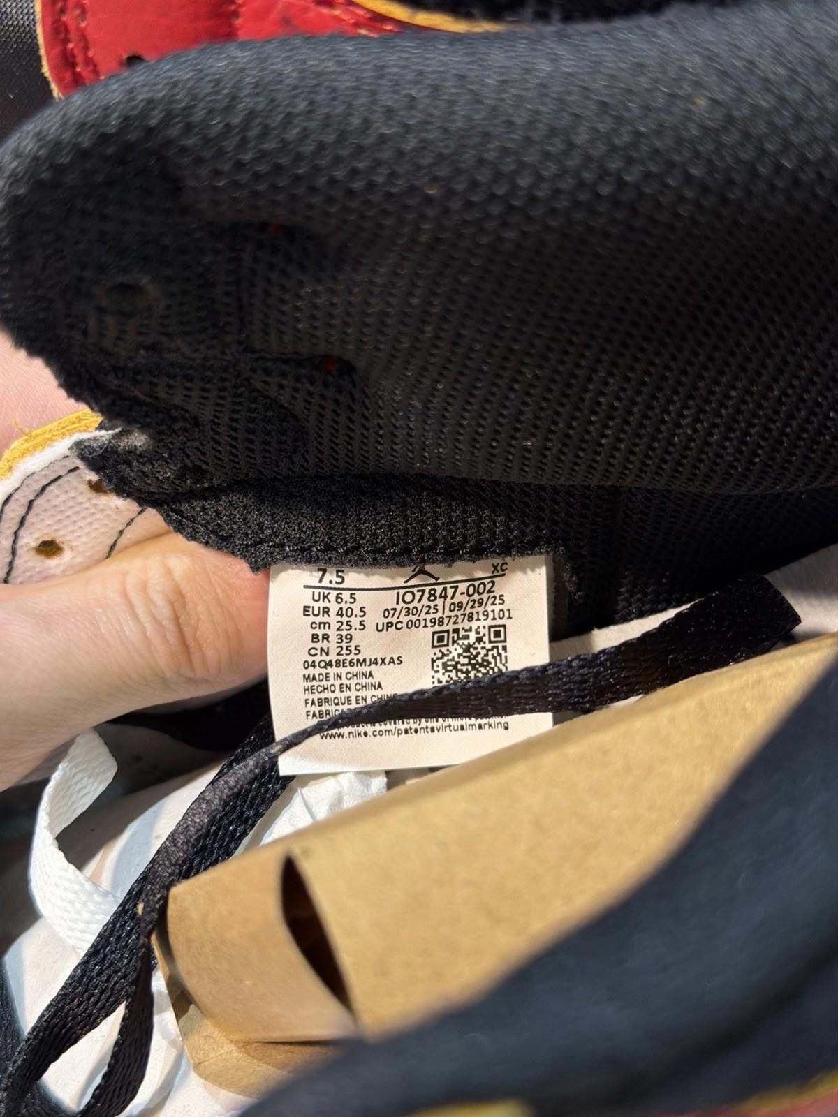 Jordan Brand Air Jordan 1 x Union x Fragment Black and Varsity Red (7.5) Size US 7.5 / EU 40-41 - 11 Thumbnail