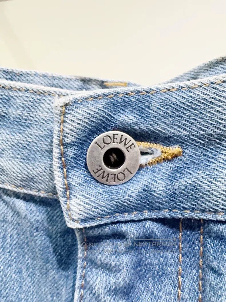 Loewe Loewe Wide Leg Jeans for Early Spring 2025 Size 25" / US 0 / IT 36 - 2 Thumbnail
