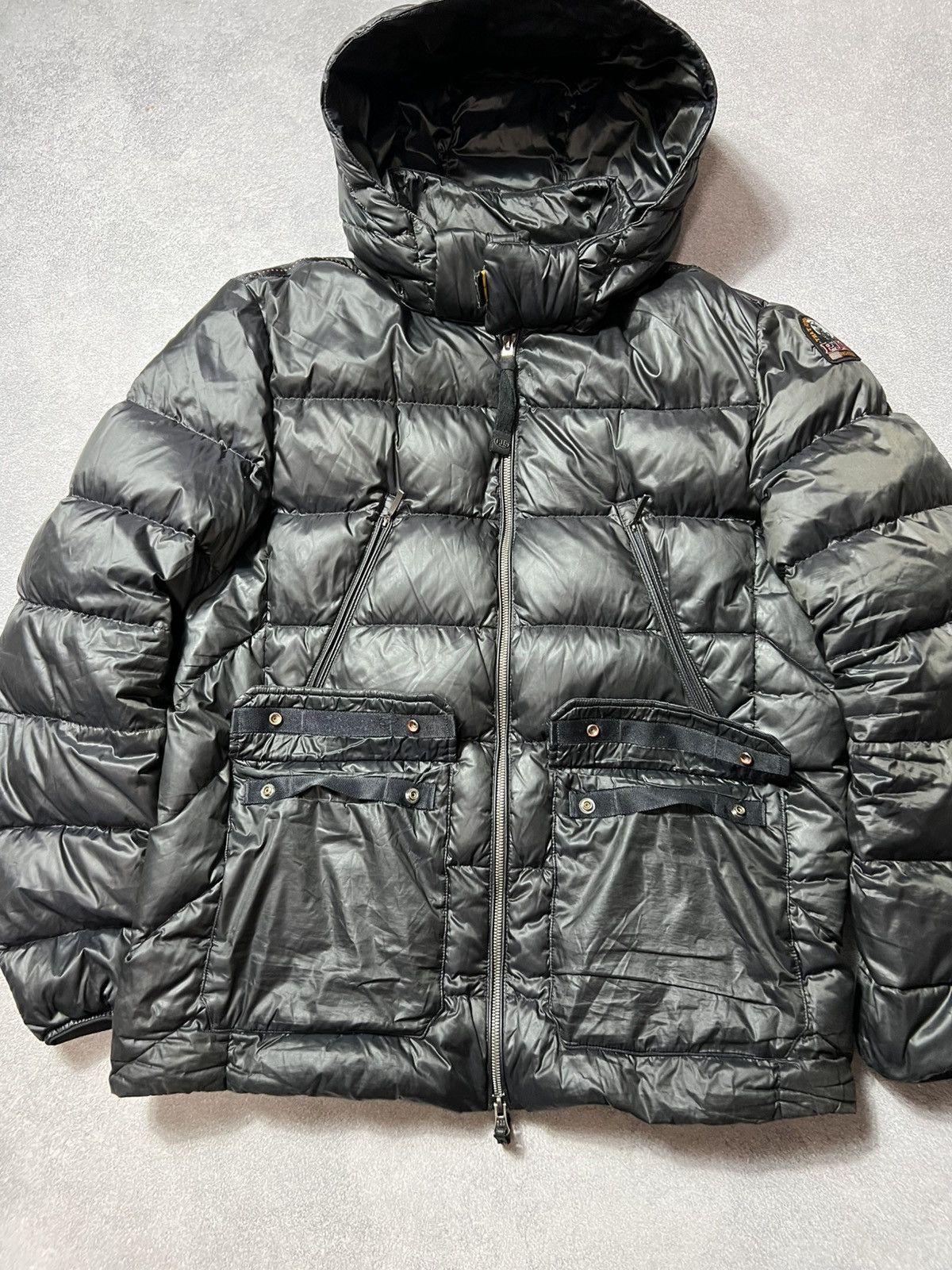 Parajumpers 🖤 PARAJUMPERS GREG DOWN JACKET — BLACK — SIZE L Size US L / EU 52-54 / 3 - 7 Thumbnail