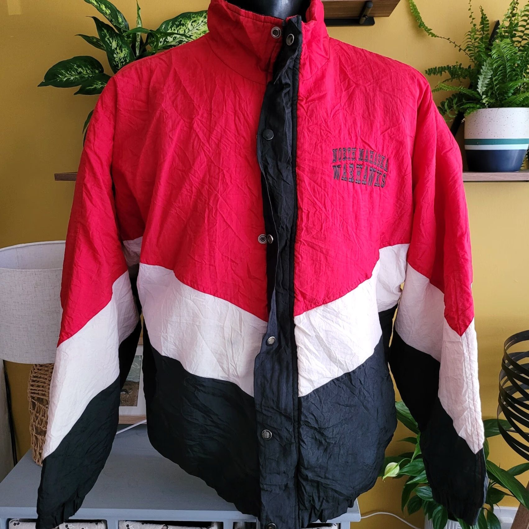 Holloway Holloway North Mahaska Warhawks Baseball Jacket XL Men Red Black White Size US XL / EU 56 / 4 - 2 Thumbnail
