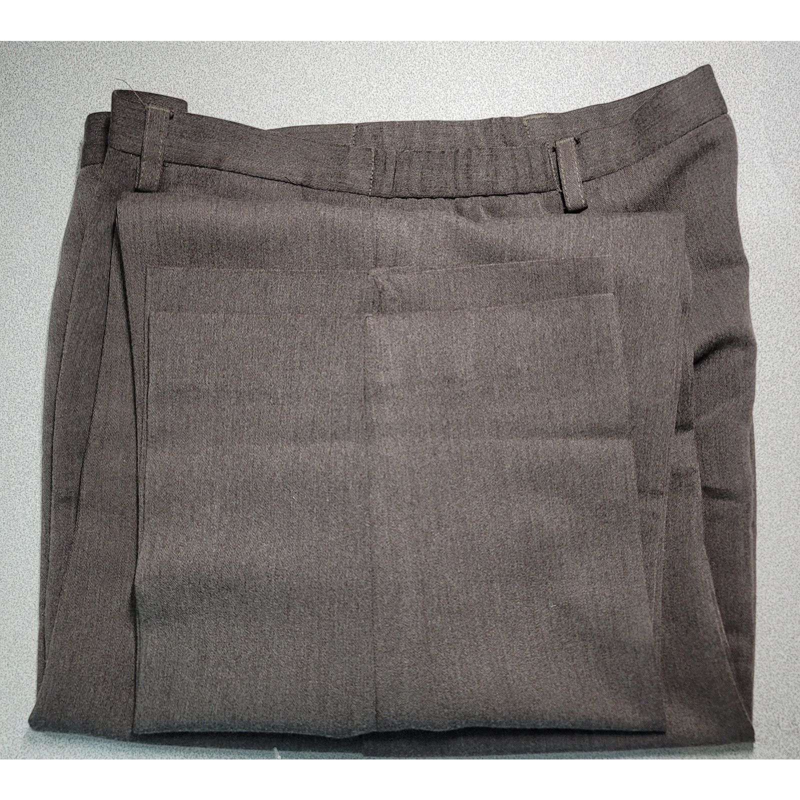 Other Villager Liz Claiborne Brown Pleated Front Dress Pants 14 Size 36" / US 14 / IT 50 - 7 Thumbnail