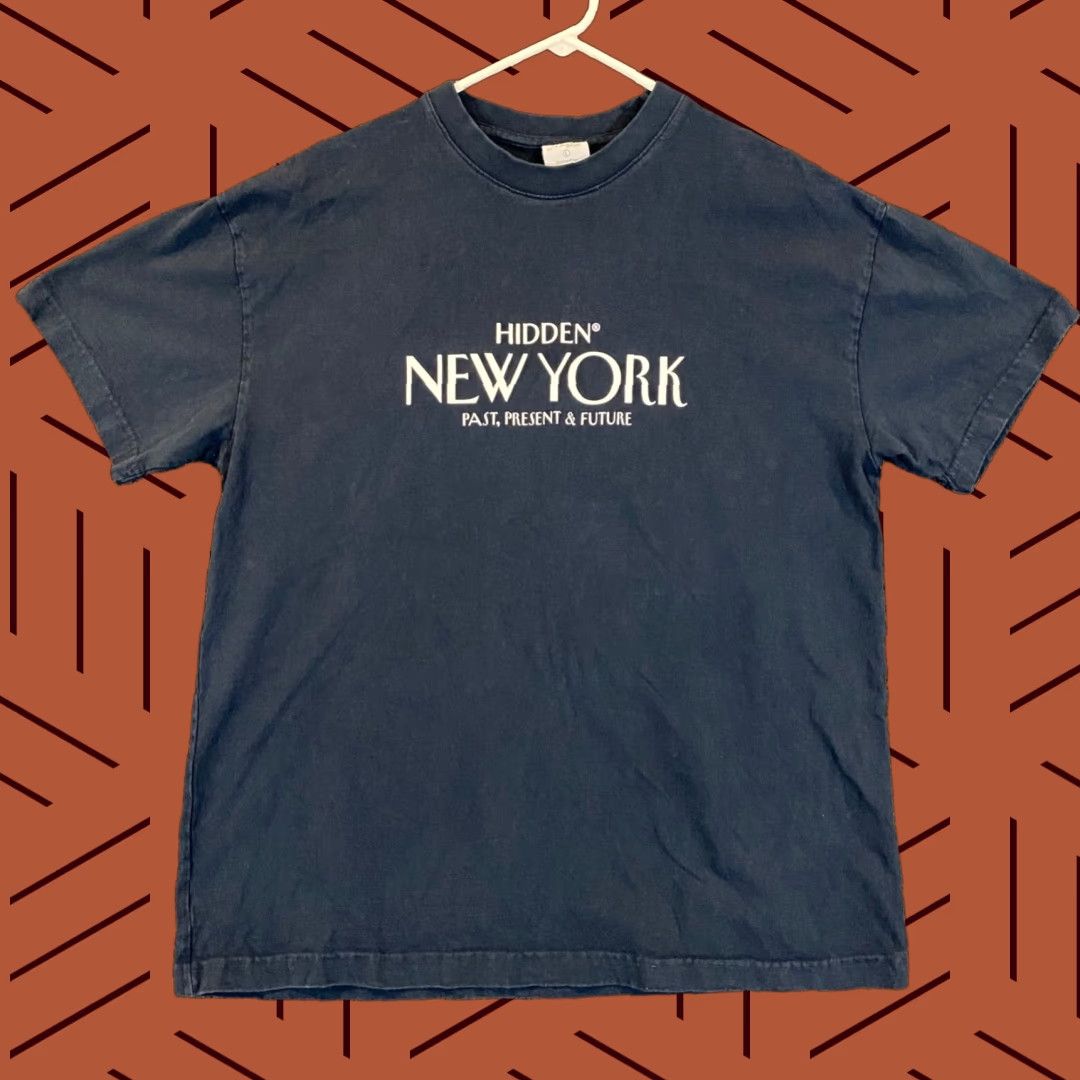 Vintage Hidden New York Shirt Mens Large Dark Blue Past Present Future Logo Tee Short Sleeve Size US L / EU 52-54 / 3 - 1 Thumbnail