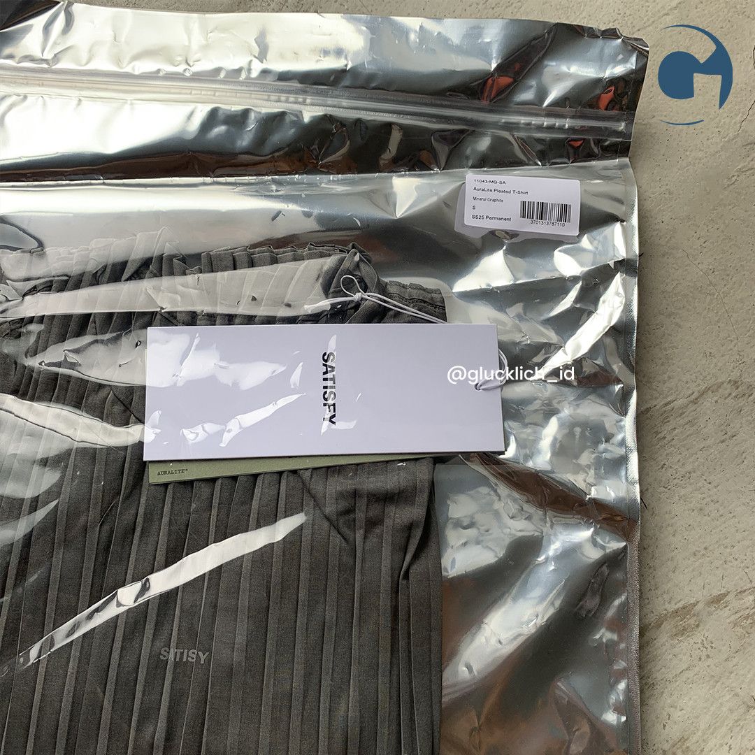 Satisfy Satisfy, AuraLite™ Pleated T-Shirt Mineral Graphite Size US S / EU 44-46 / 1 - 6 Thumbnail