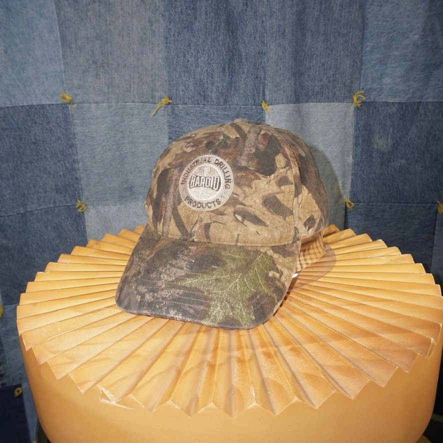 Vintage OSFA- Vintage Y2K industrial drilling realtree embroider hat Size ONE SIZE - 2 Thumbnail