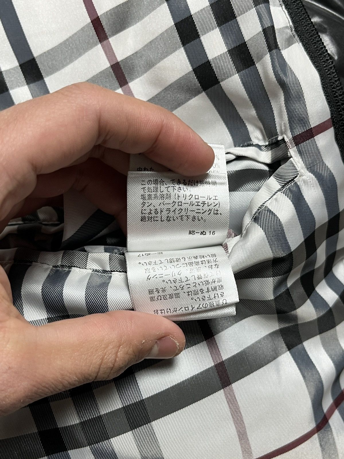 Burberry Vintage Burberry Black Label Japanese 2 in 1 Down Jacket Size US L / EU 52-54 / 3 - 16 Thumbnail