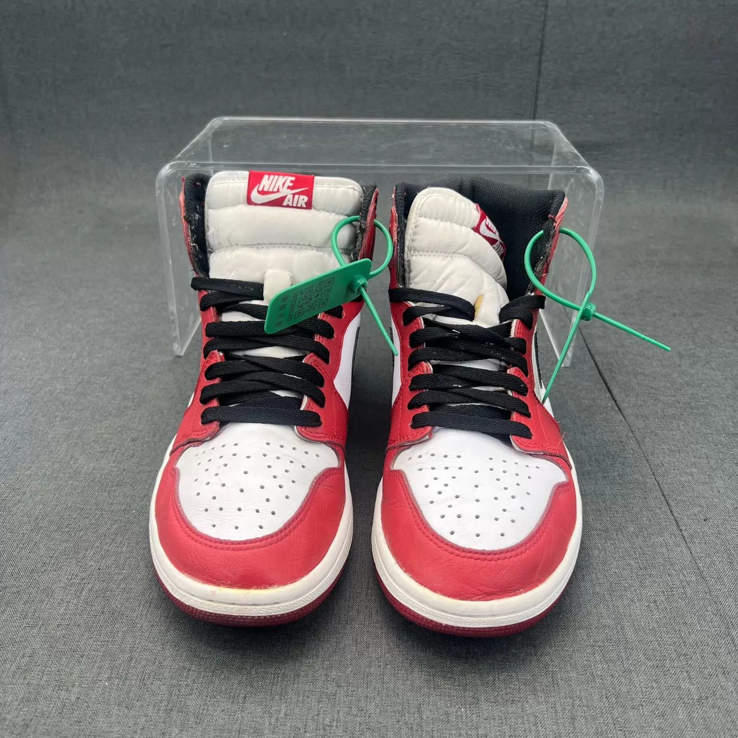 Nike AJ1 Chicago 2015 Size 43 New With Box Size US 10 / EU 43 - 5 Thumbnail