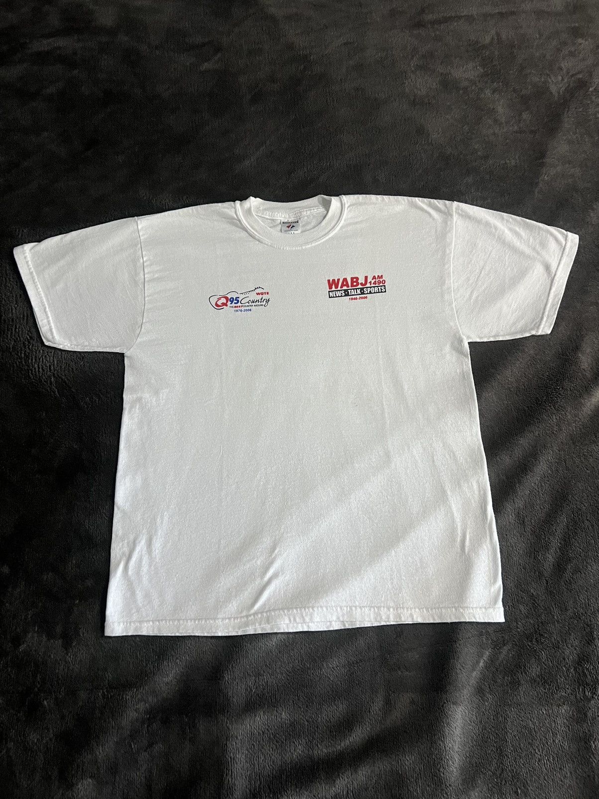 Jerzees Vintage 90’s Radio Station Graphic Tee Size US L / EU 52-54 / 3 - 1 Thumbnail